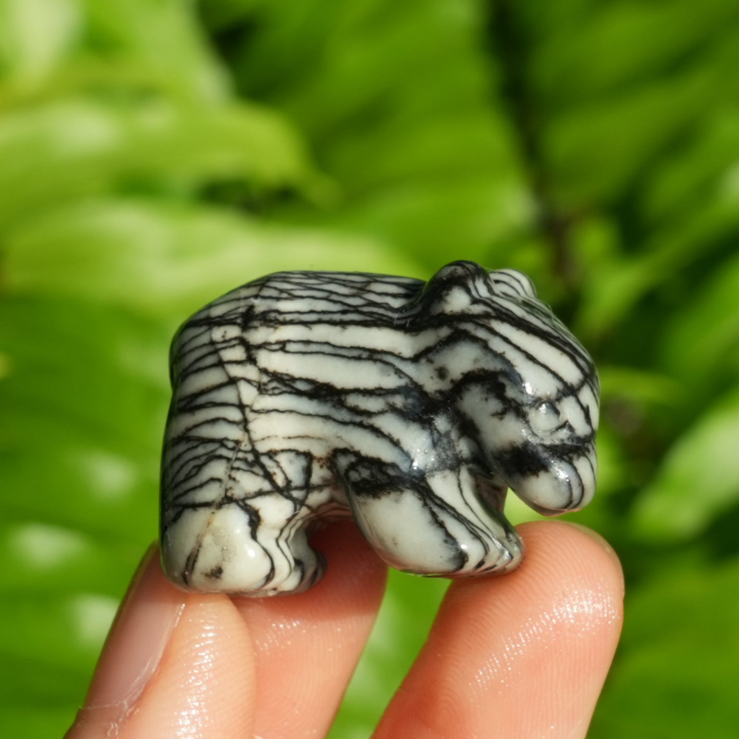 Black Net Stone Bear Mini Carving