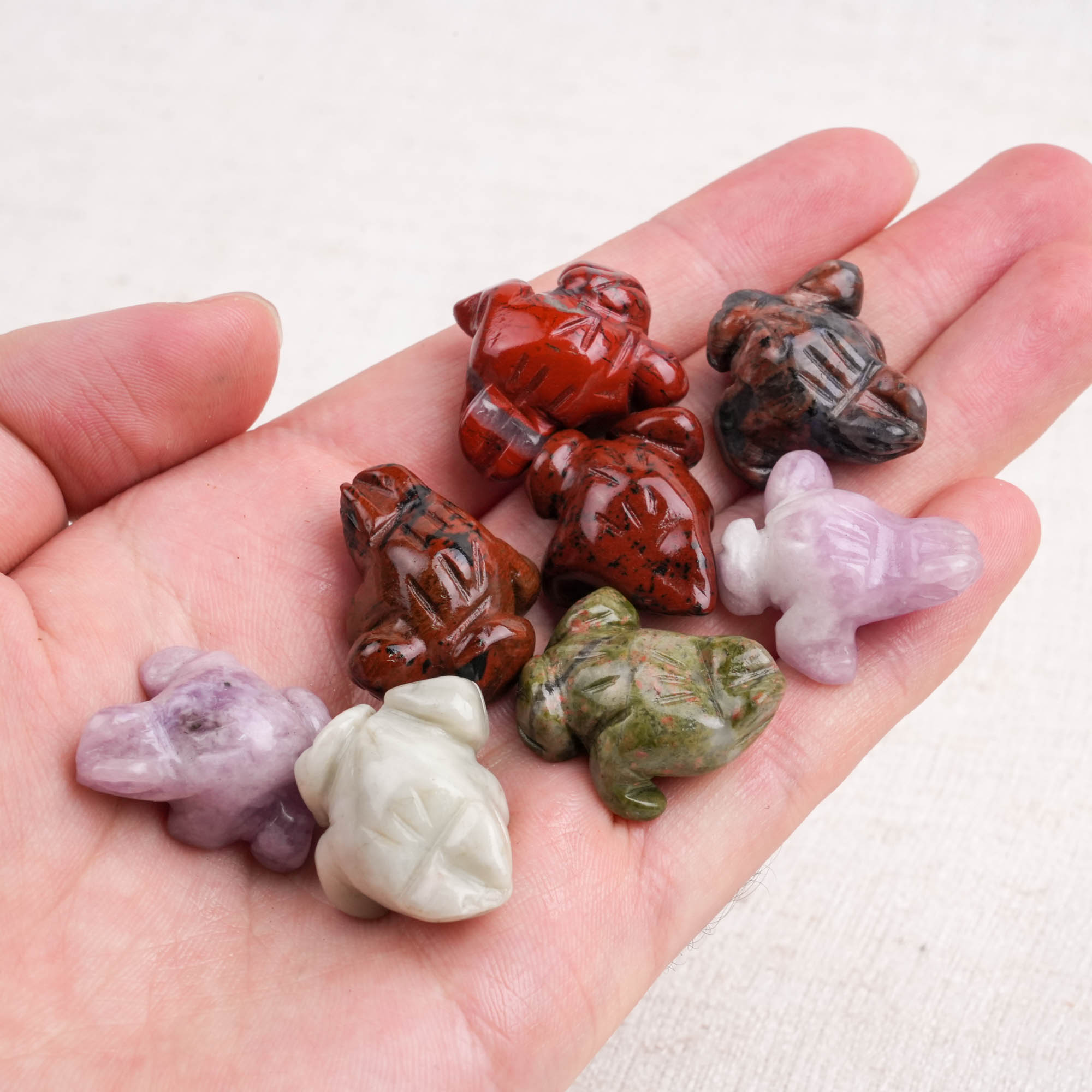 Multi-Material Mini Crystal Frog Carving