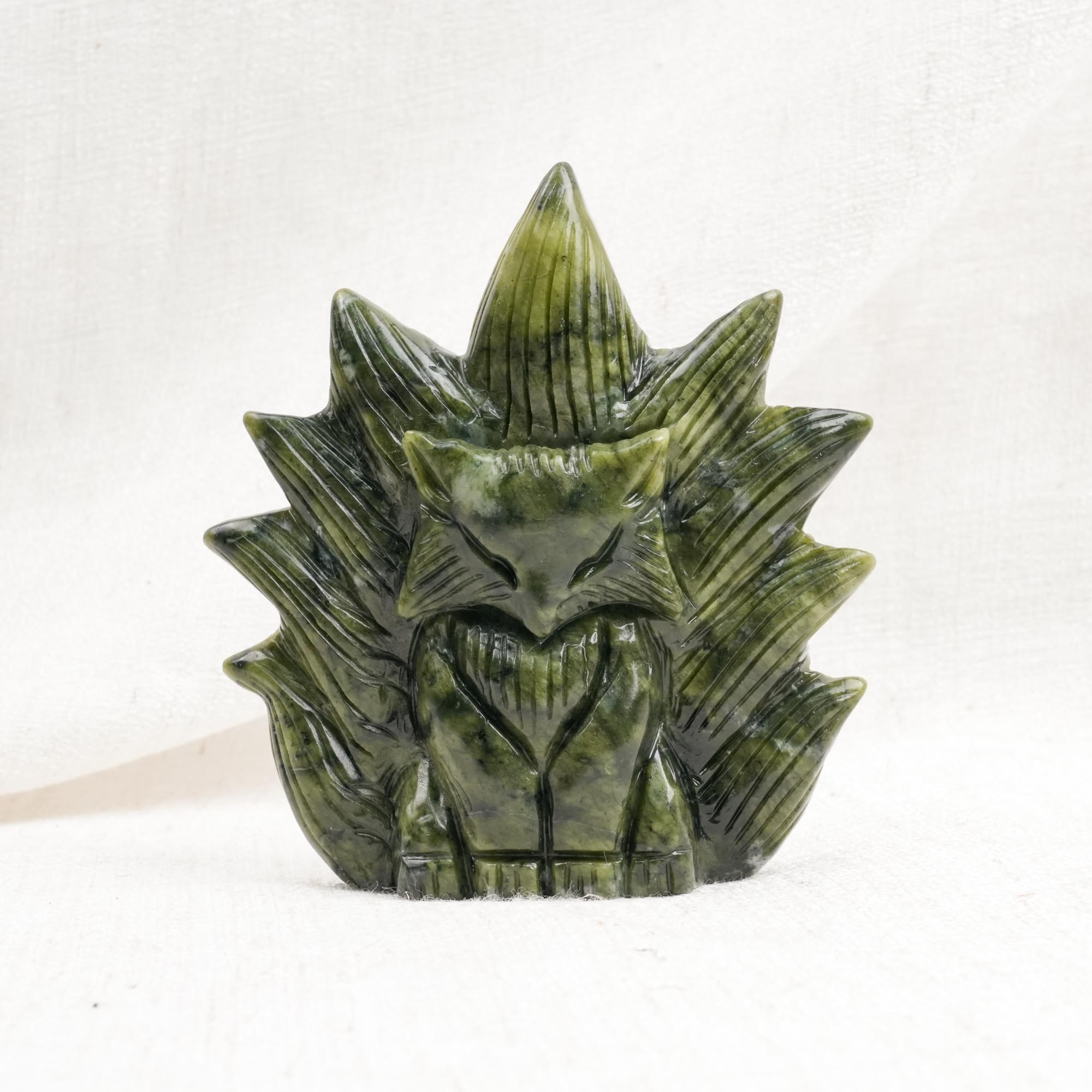 Xiuyu Jade Nine-tailed Fox Carving
