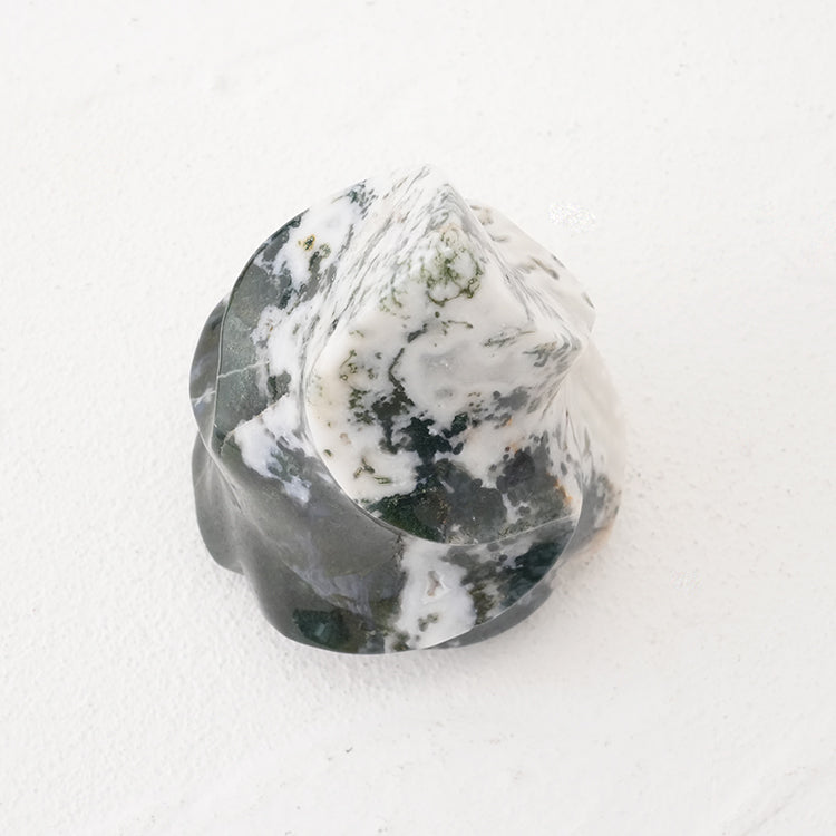 High-resolution image of moss agate flame showing intricate natural patterns and polished finish.