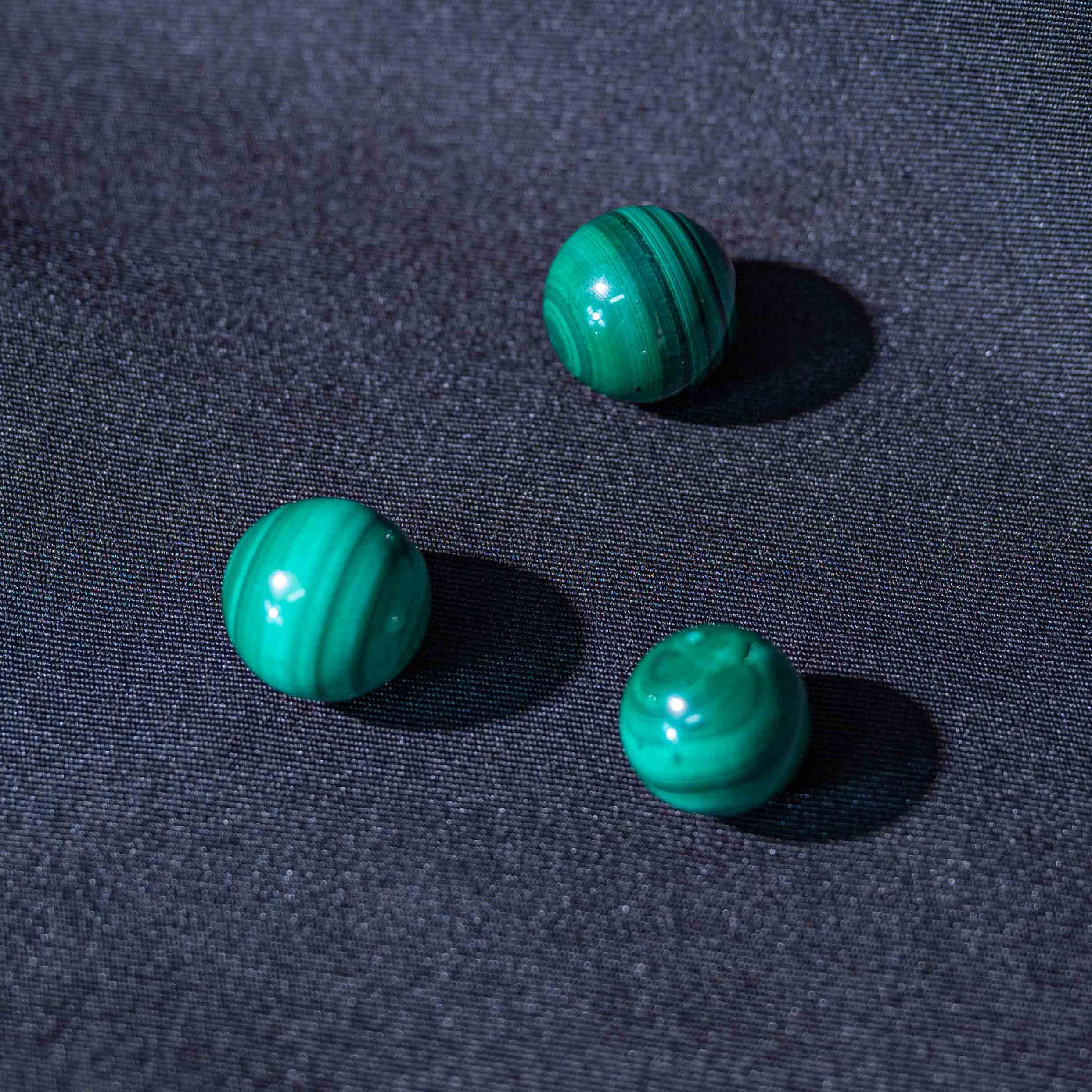 This Malachite Mini Sphere is perfect for meditation and energy work, promoting inner peace.
