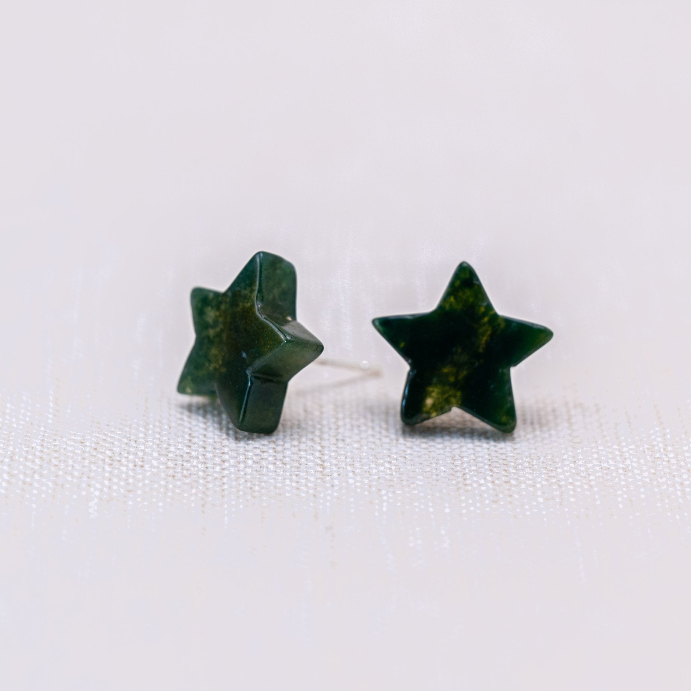 These Moss Agate Pentagram Earrings are ideal for fostering spiritual growth and emotional well-being.