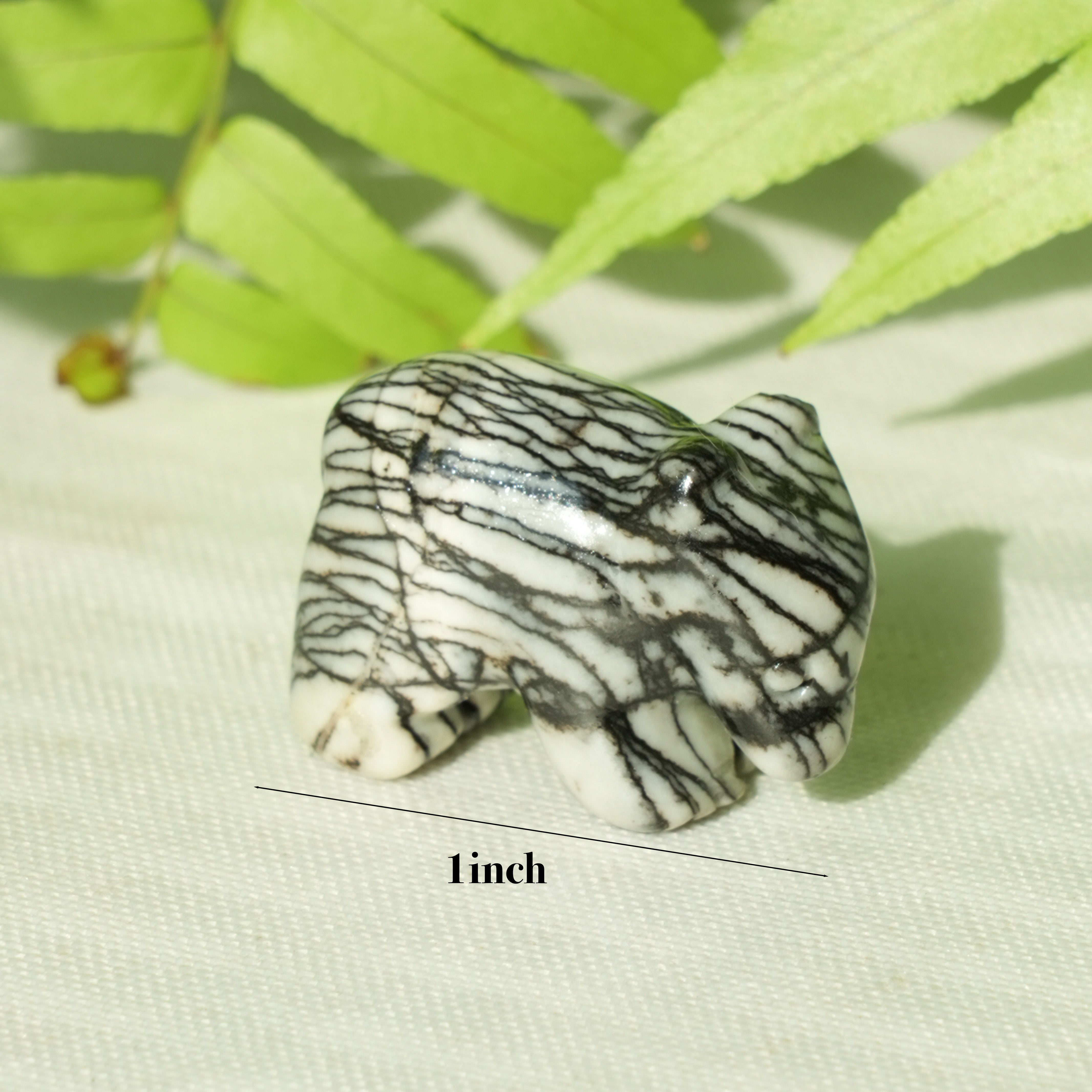 Black Net Stone Bear Mini Carving