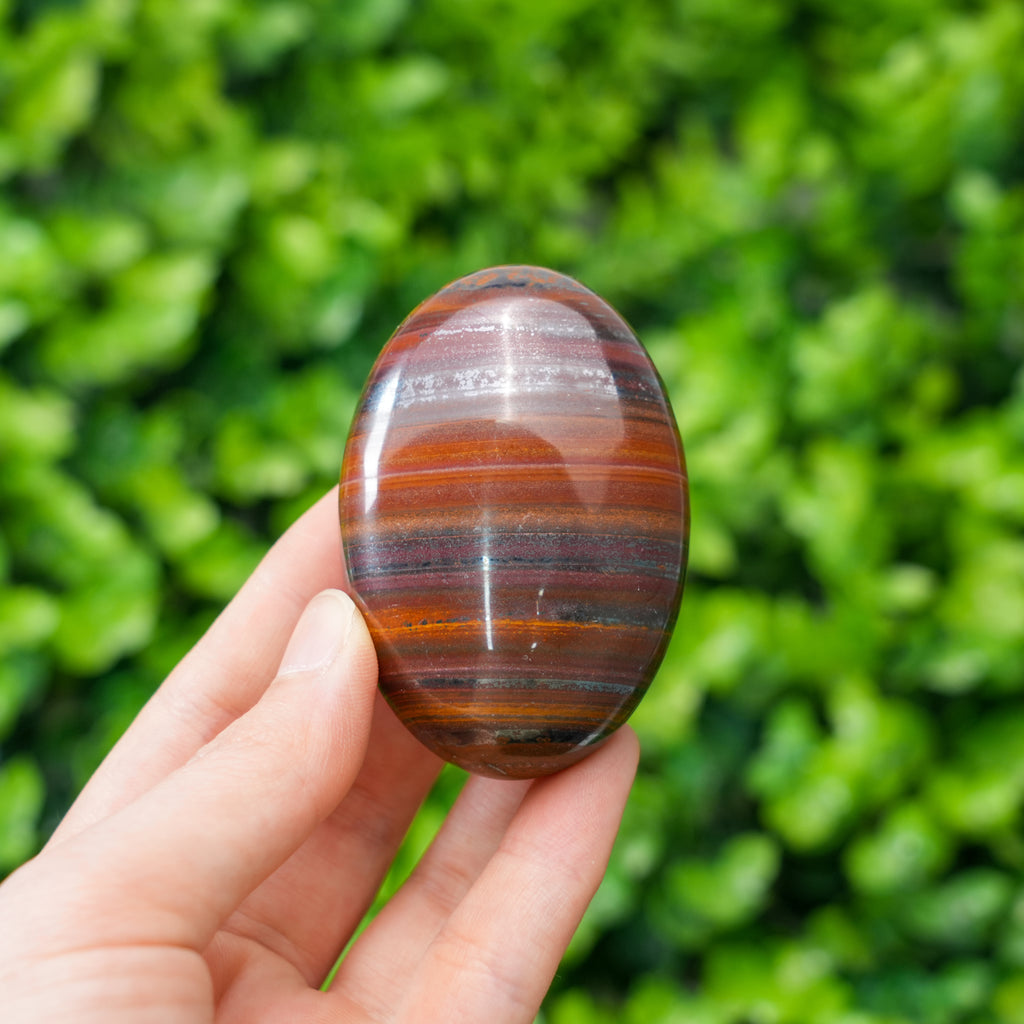 Iron tiger eye  palm stone
