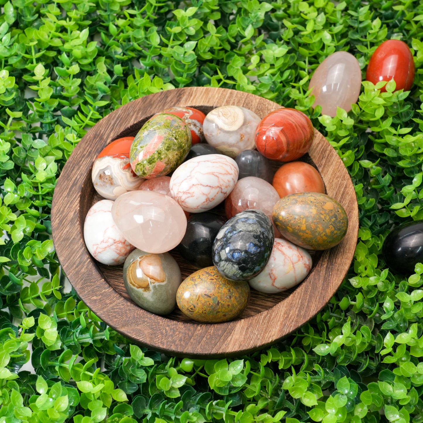 Crystal Easter Eggs Set Natural Polished Gemstone Decorative Eggs for Easter Basket, Spring Home Decor & Unique Gift