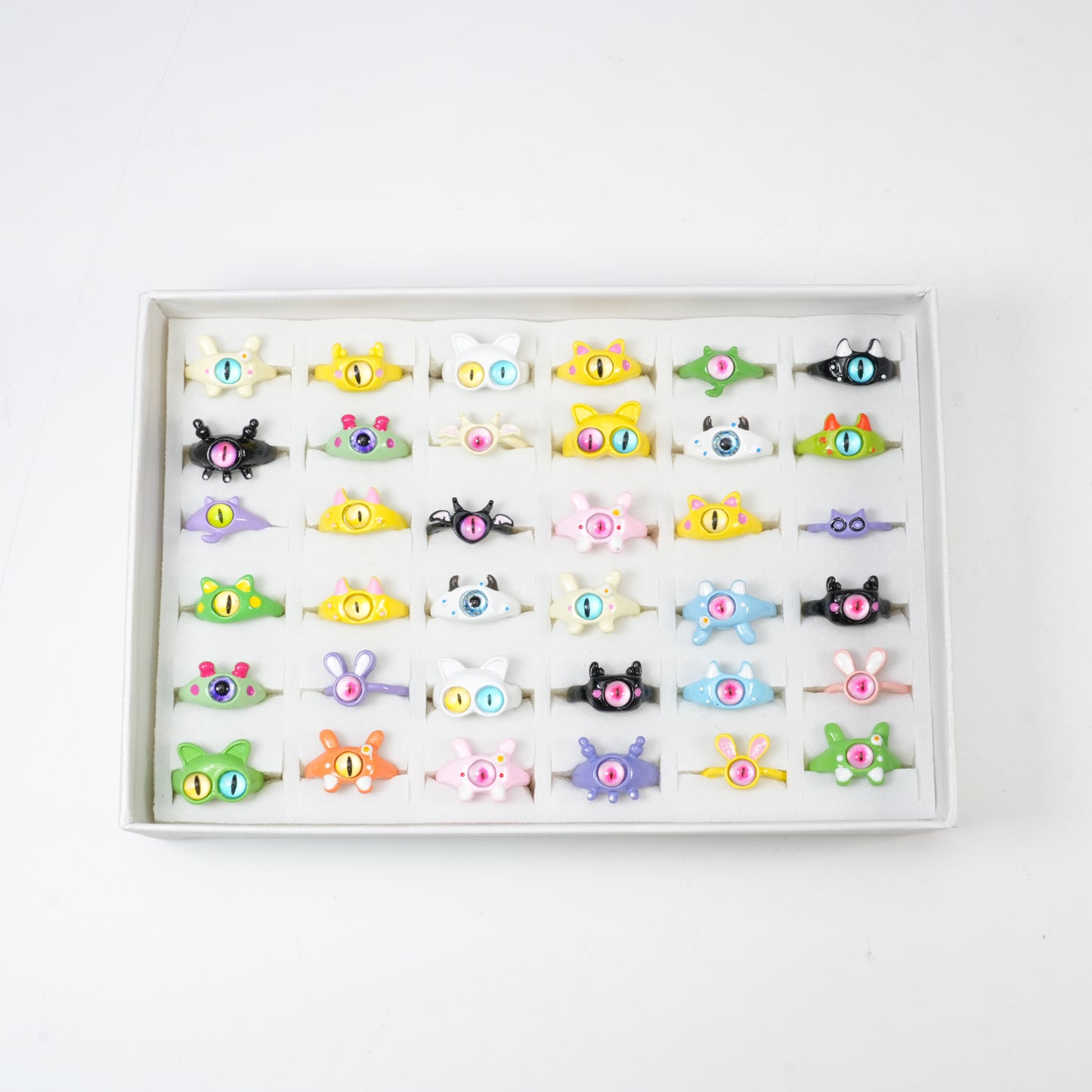 5-Piece Y2K Monster Eye Ring Set - Quirky Kawaii Chunky Jewelry for Women & Teens