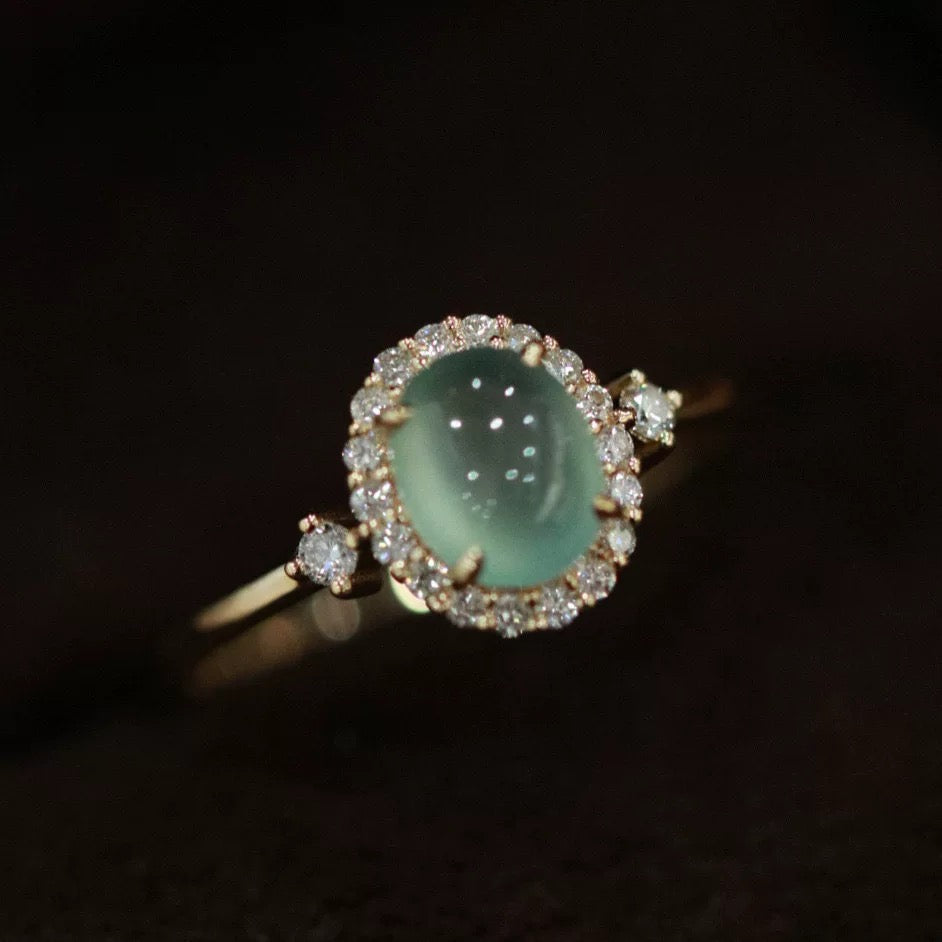 Green Chalcedony Egg-Shaped Women Ring