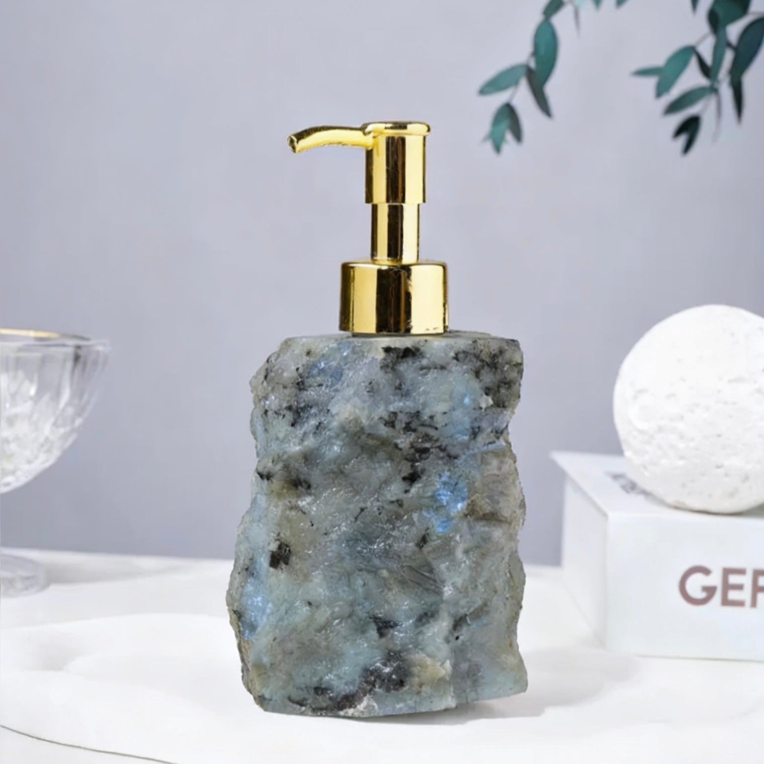 Crystal Raw Stone Push-Type Bottle