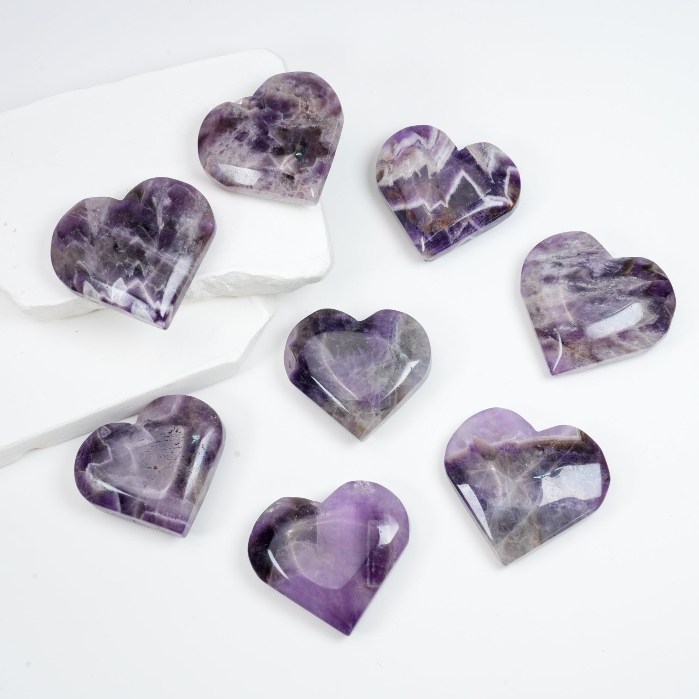 Dream Amethyst Heart Palm Stone, Polished Chevron Amethyst Heart Worry Stone, Natural Crystal Thumb Stone for Meditation, Stress Relief & Spiritual Decor