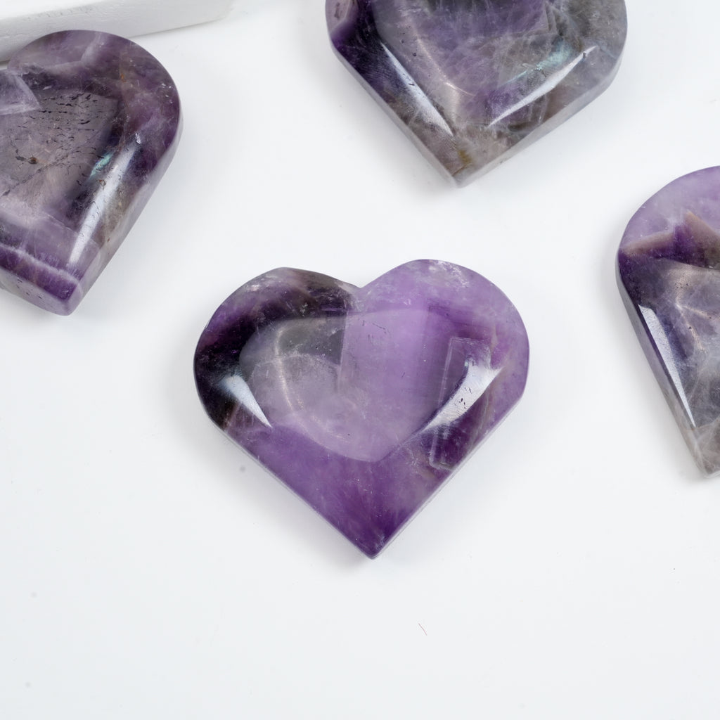 Dream Amethyst Heart Palm Stone, Polished Chevron Amethyst Heart Worry Stone, Natural Crystal Thumb Stone for Meditation, Stress Relief & Spiritual Decor