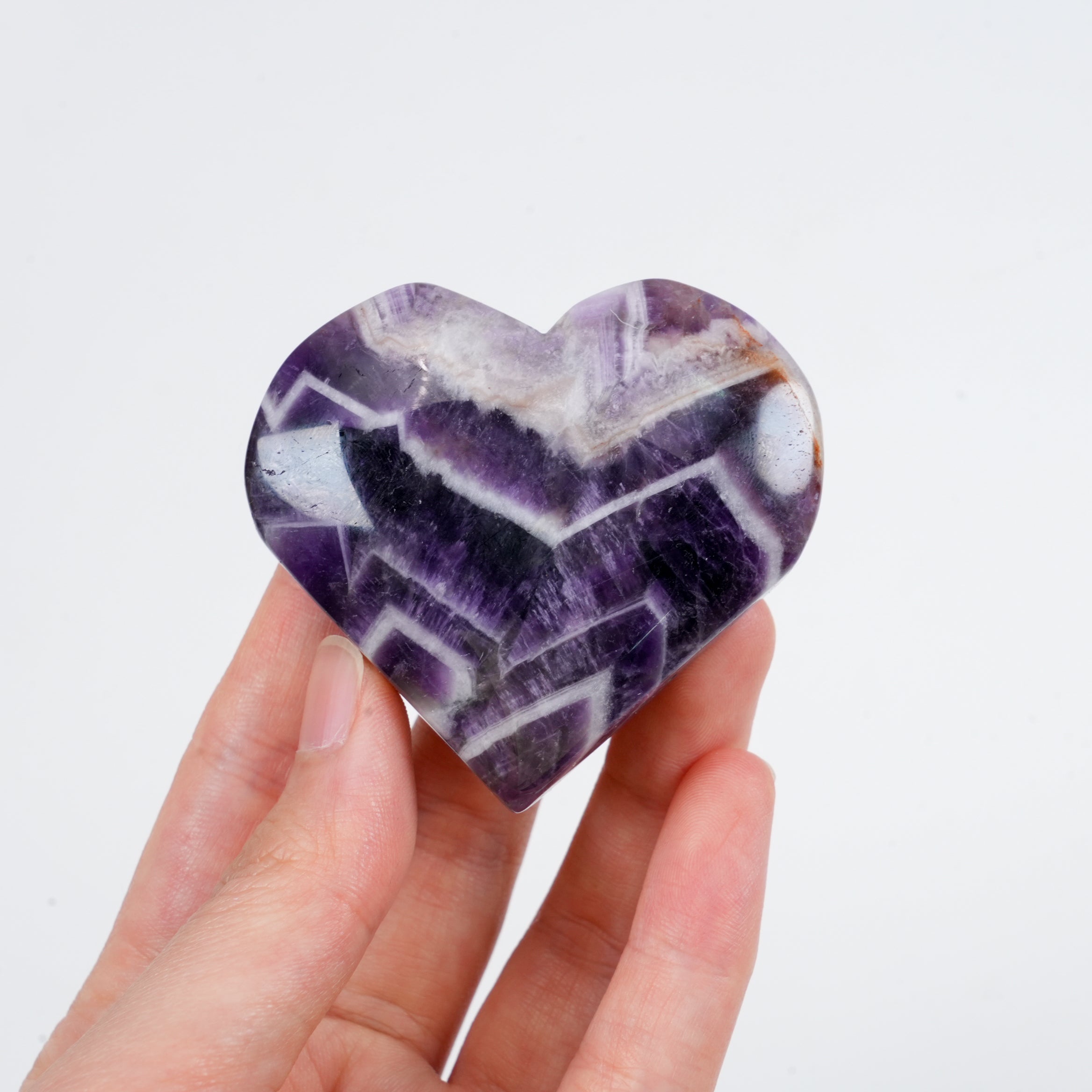 Dream Amethyst Heart Palm Stone, Polished Chevron Amethyst Heart Worry Stone, Natural Crystal Thumb Stone for Meditation, Stress Relief & Spiritual Decor