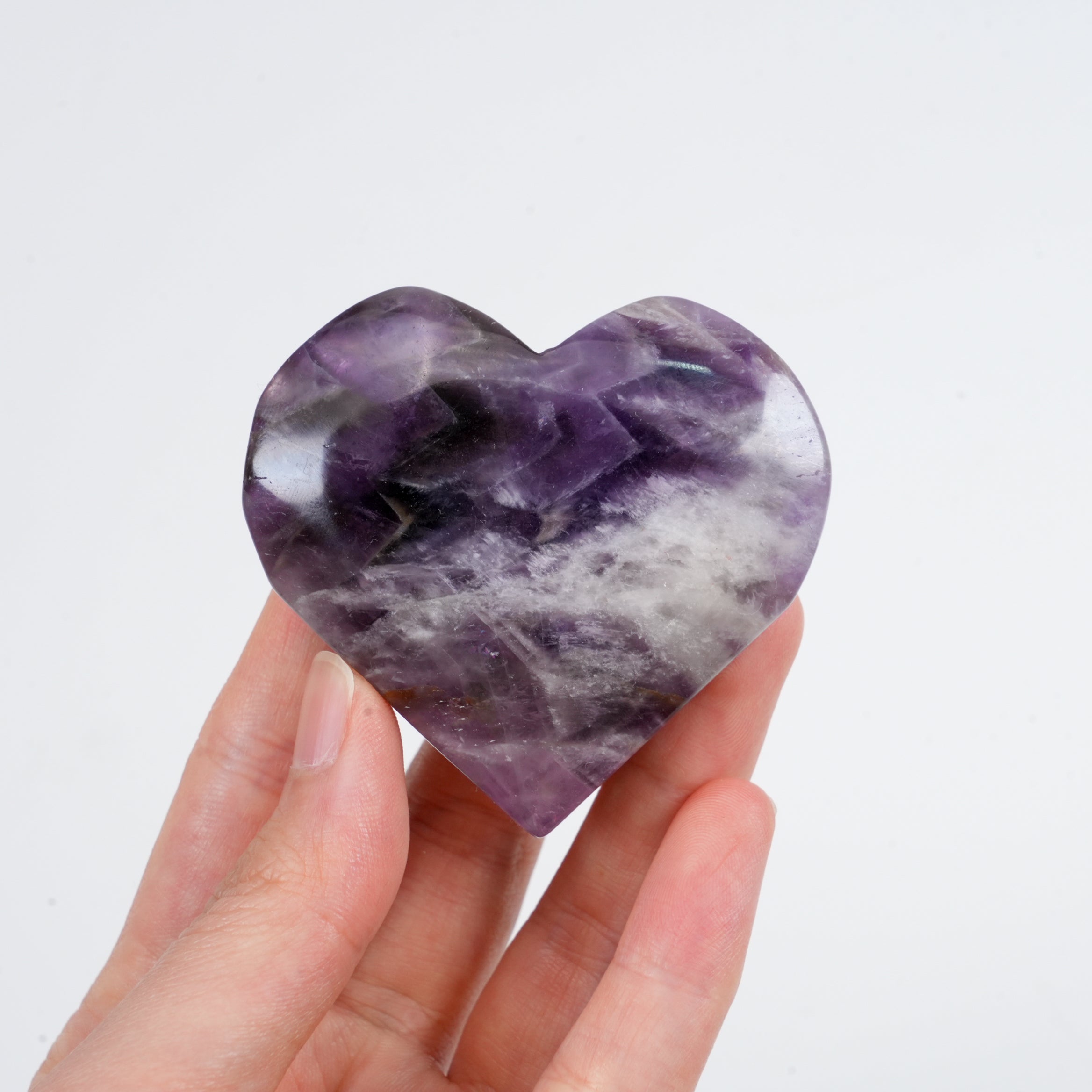Dream Amethyst Heart Palm Stone, Polished Chevron Amethyst Heart Worry Stone, Natural Crystal Thumb Stone for Meditation, Stress Relief & Spiritual Decor