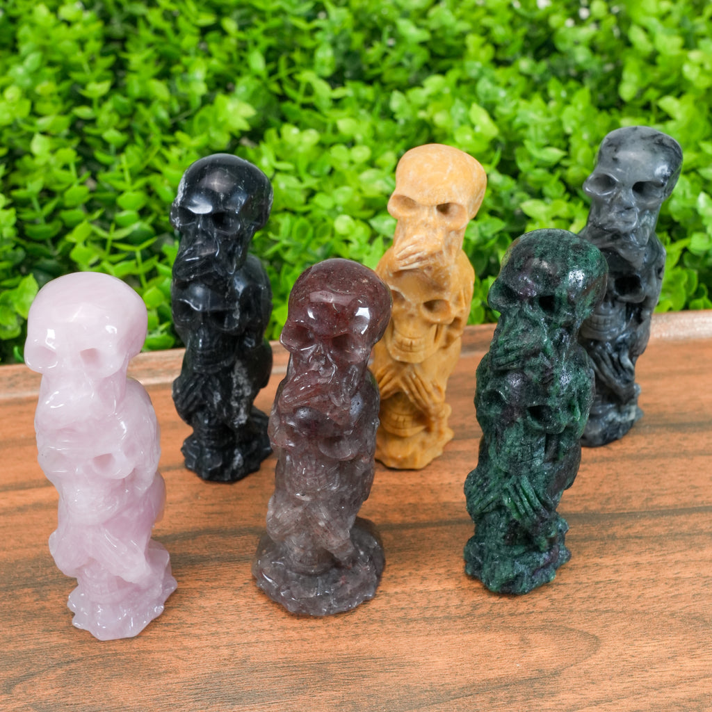 Mixed Crystal Skull Totem Carving Set - Natural Stone Skull Tower for Protection & Spiritual Healing