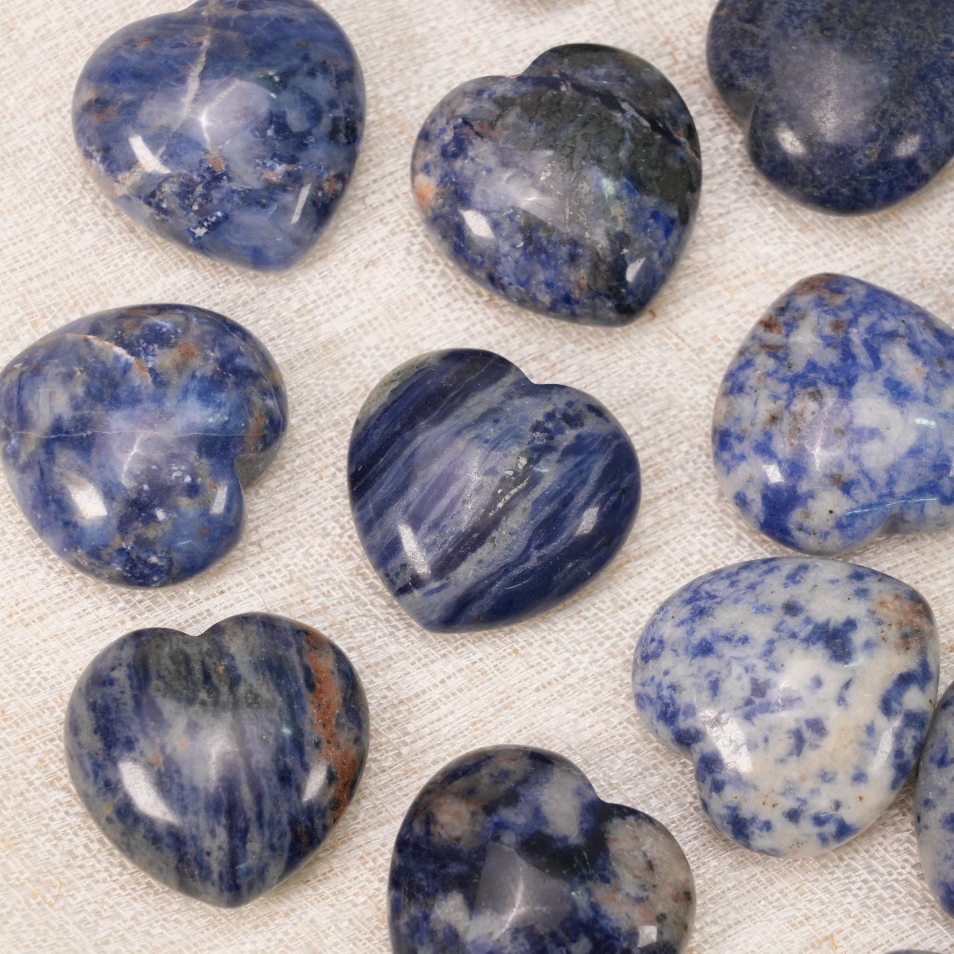 Mini Sodalite Heart Palm Stone, Natural Blue Spot Sodalite Worry Crystal Heart Chakra Decor Gift