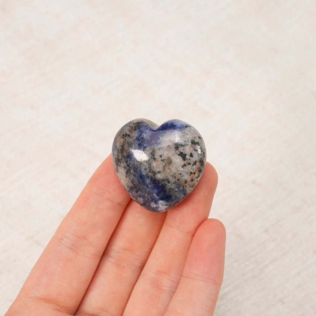 Mini Sodalite Heart Palm Stone, Natural Blue Spot Sodalite Worry Crystal Heart Chakra Decor Gift