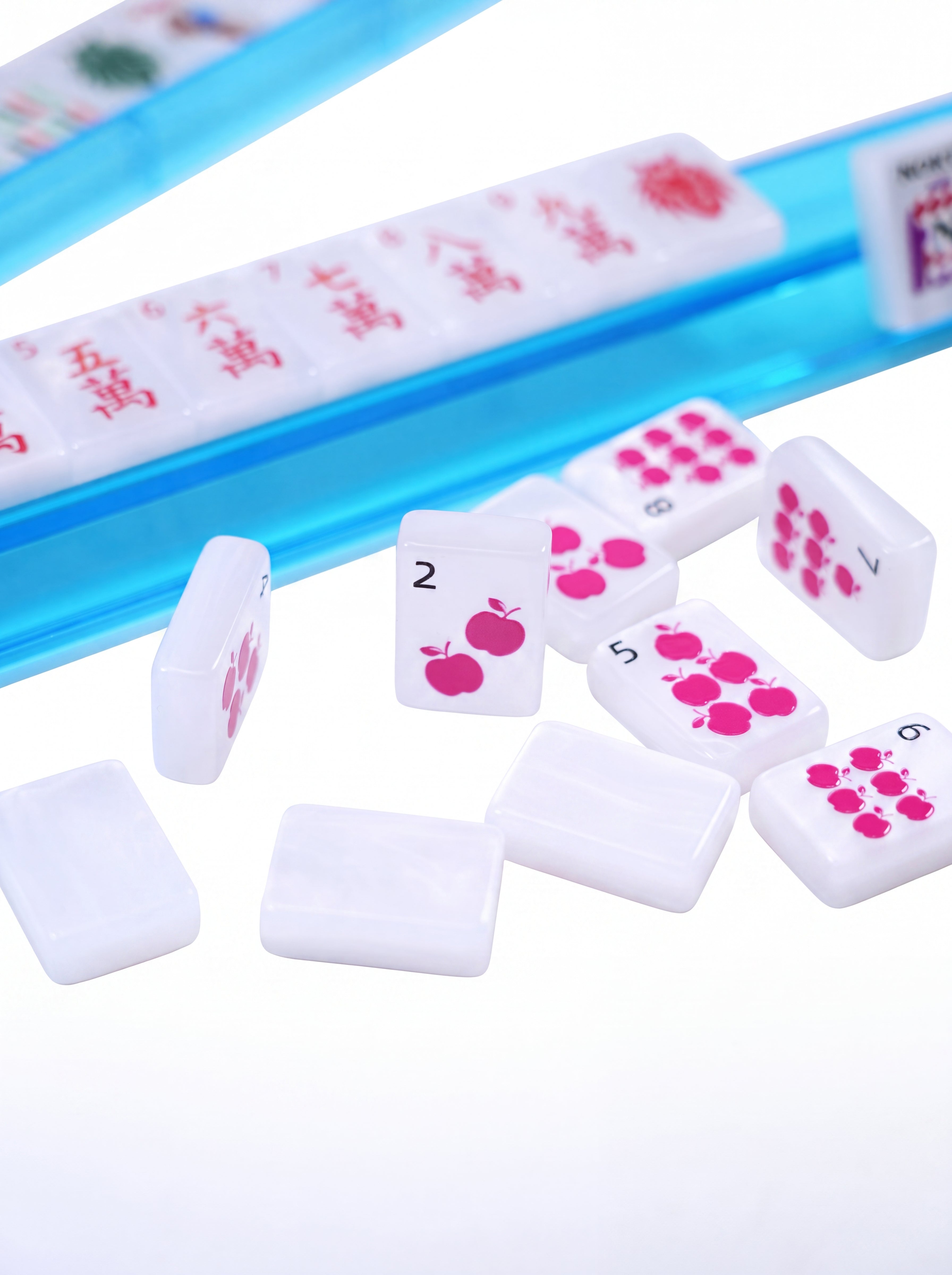 Pearlescent Shell White  Mahjong Set