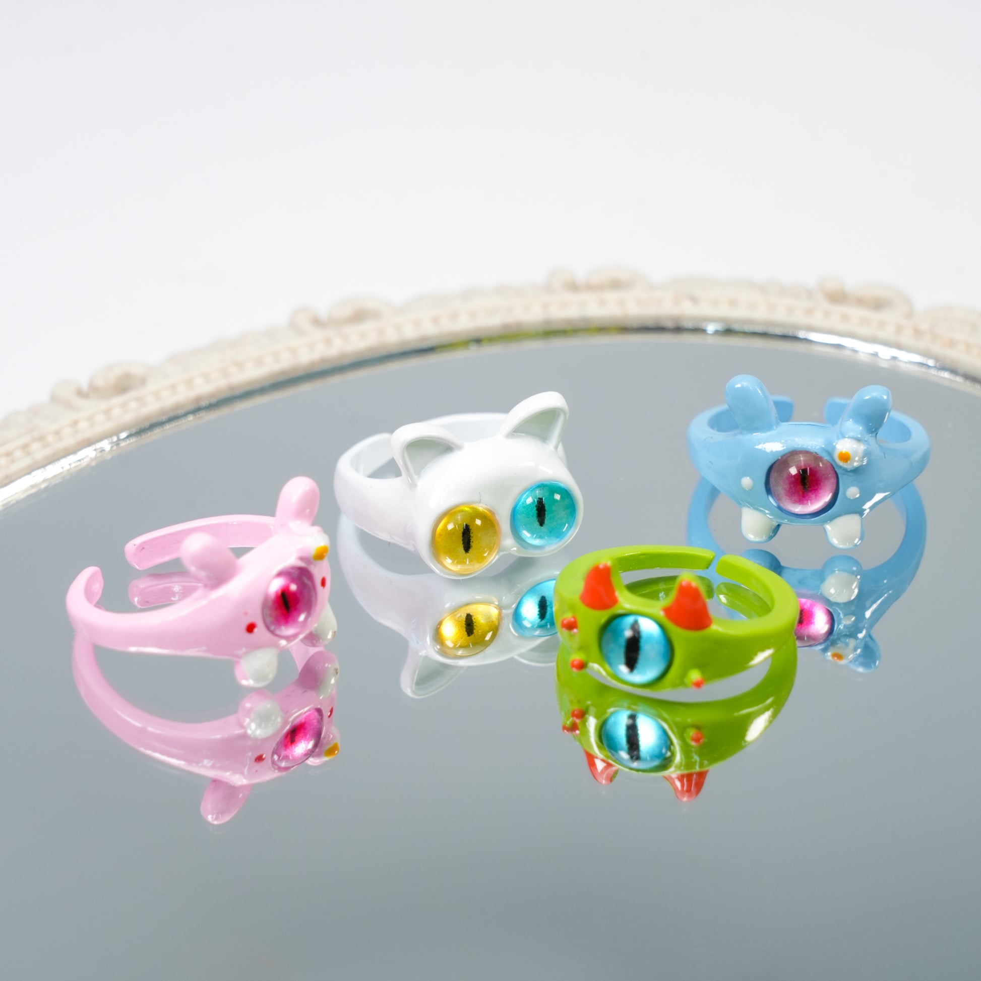 5-piece set of colorful Y2K monster eye rings for women and teens