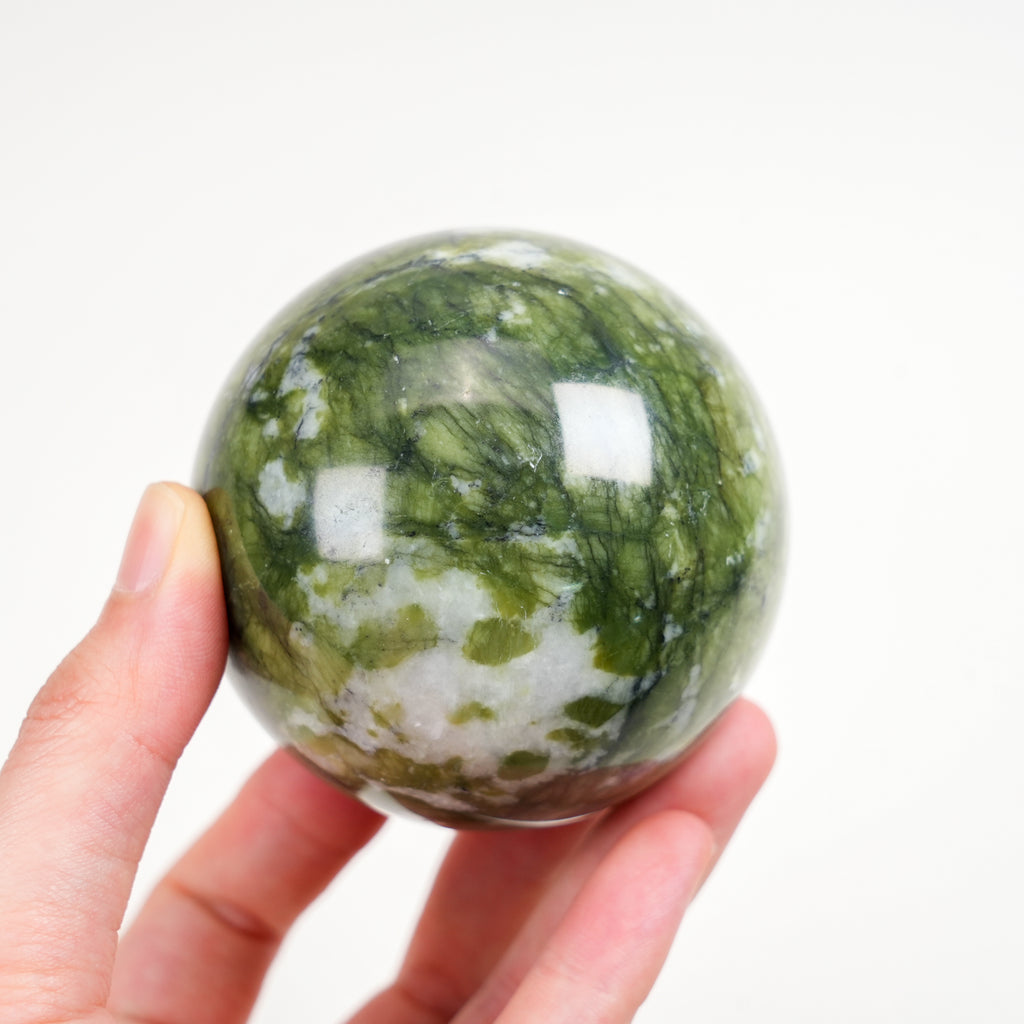 Natural Green Xiuyu Jade Sphere 6.6cm(2.6in), Hand Polished Healing Gemstone Ball, Natural Mineral Stone Sphere for Home Desktop Decor, Meditation Crystal Ornament