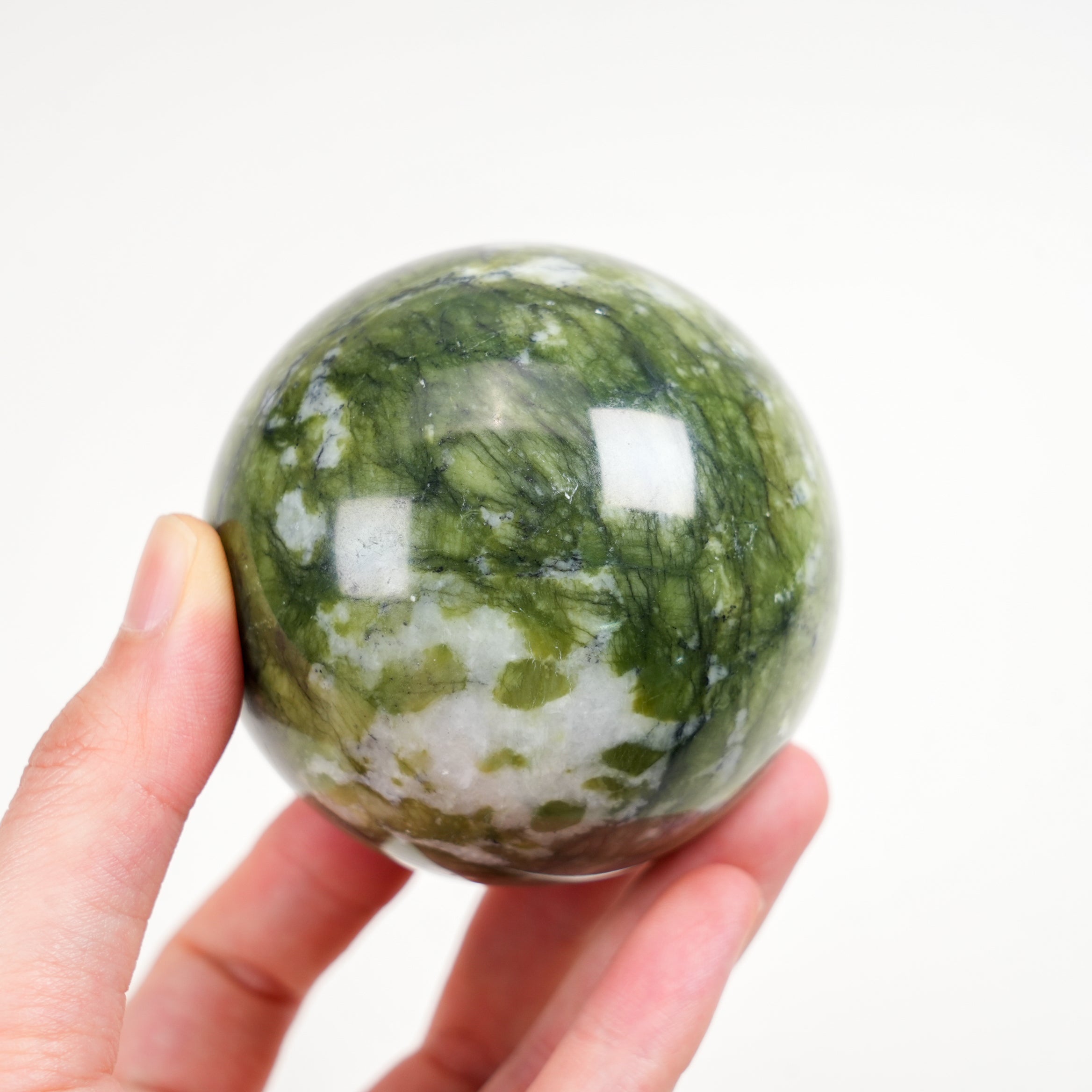 Natural Green Xiuyu Jade Sphere 6.6cm(2.6in), Hand Polished Healing Gemstone Ball, Natural Mineral Stone Sphere for Home Desktop Decor, Meditation Crystal Ornament