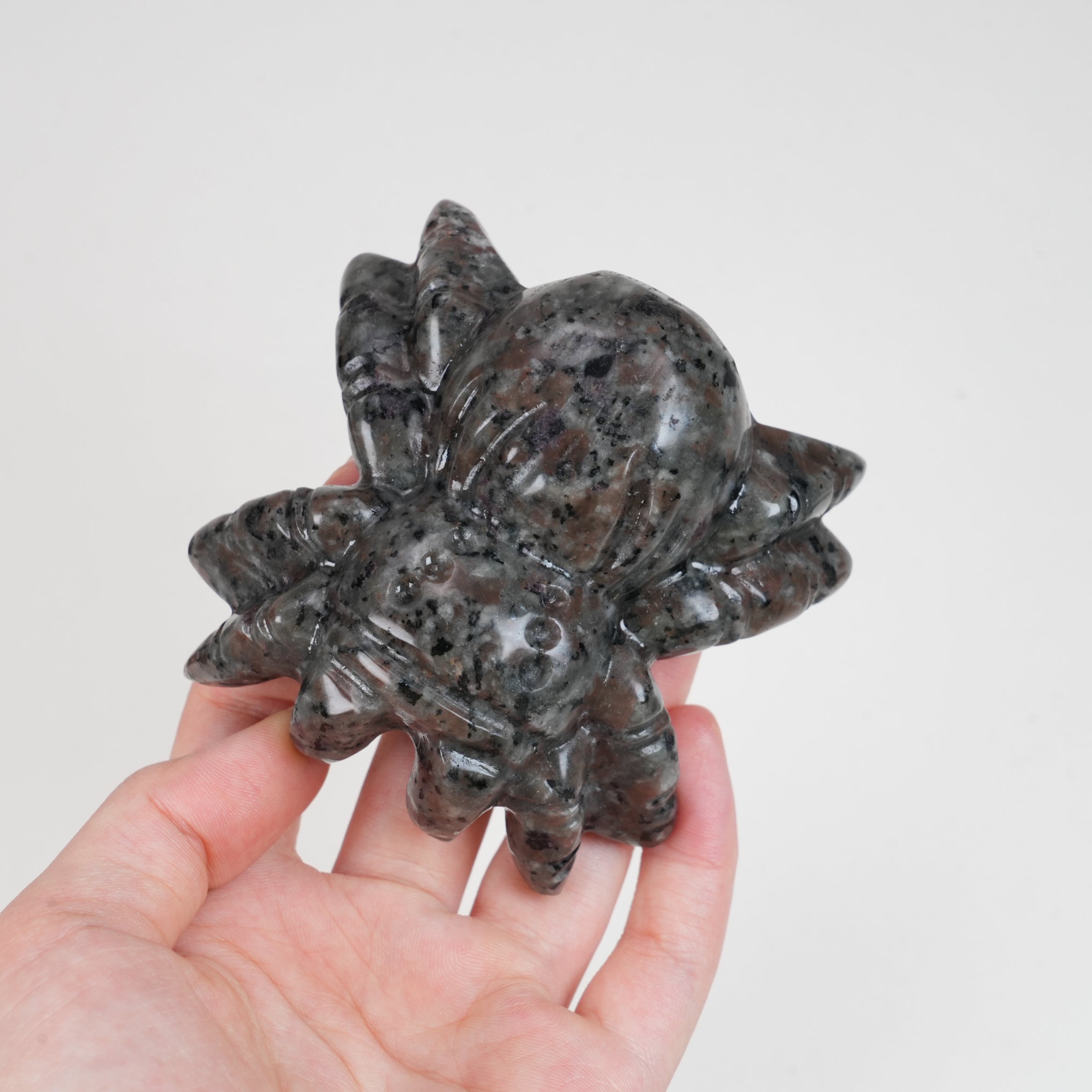 Natural Yooperlite Spider Crystal Carving, Polished Halloween Gemstone Spider Ornament for Home Decor & Holiday Collection