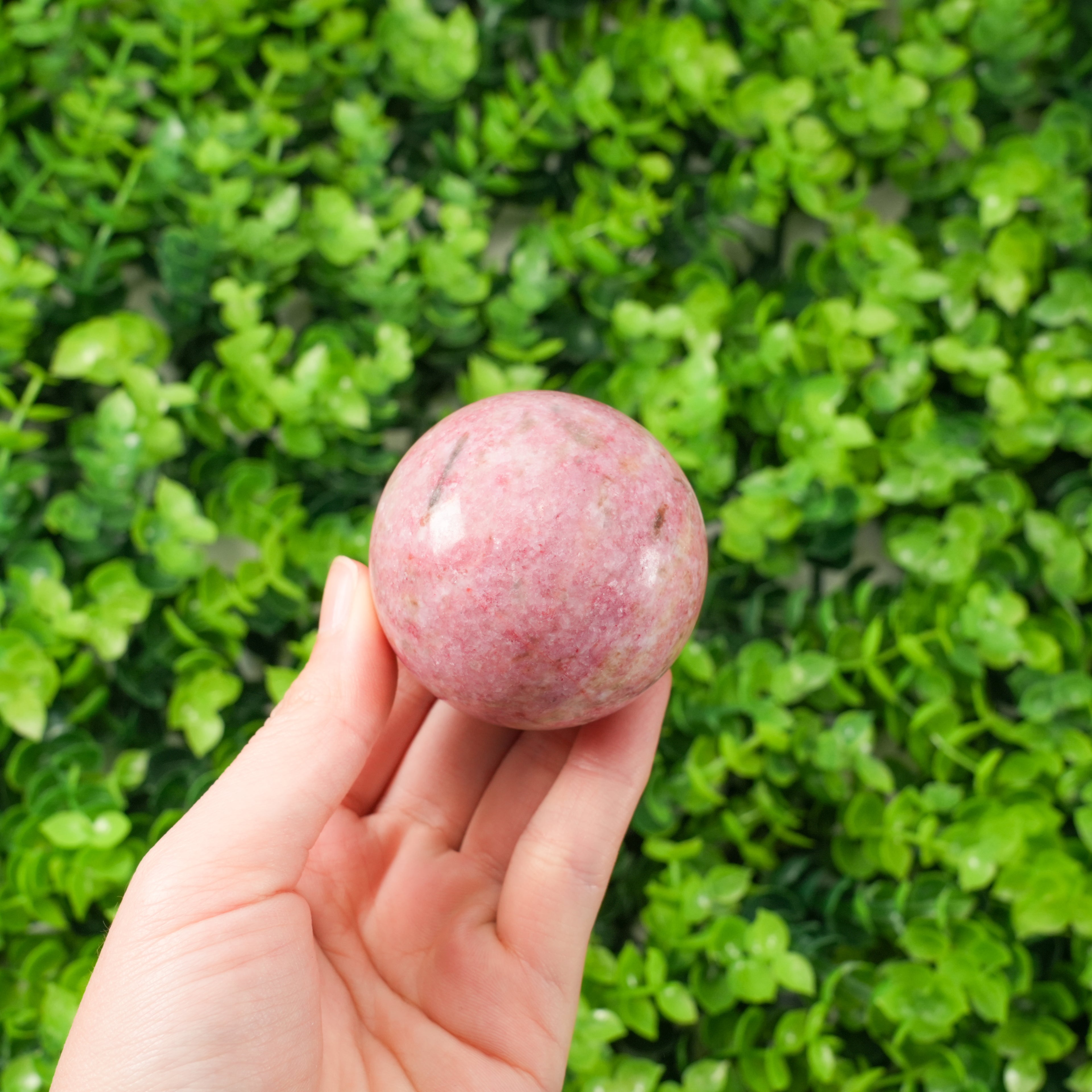 Natural Thulite Crystal Sphere, Pink Zoisite Polished Ball Healing Stone for Meditation, Energy Crystal Decor Gift