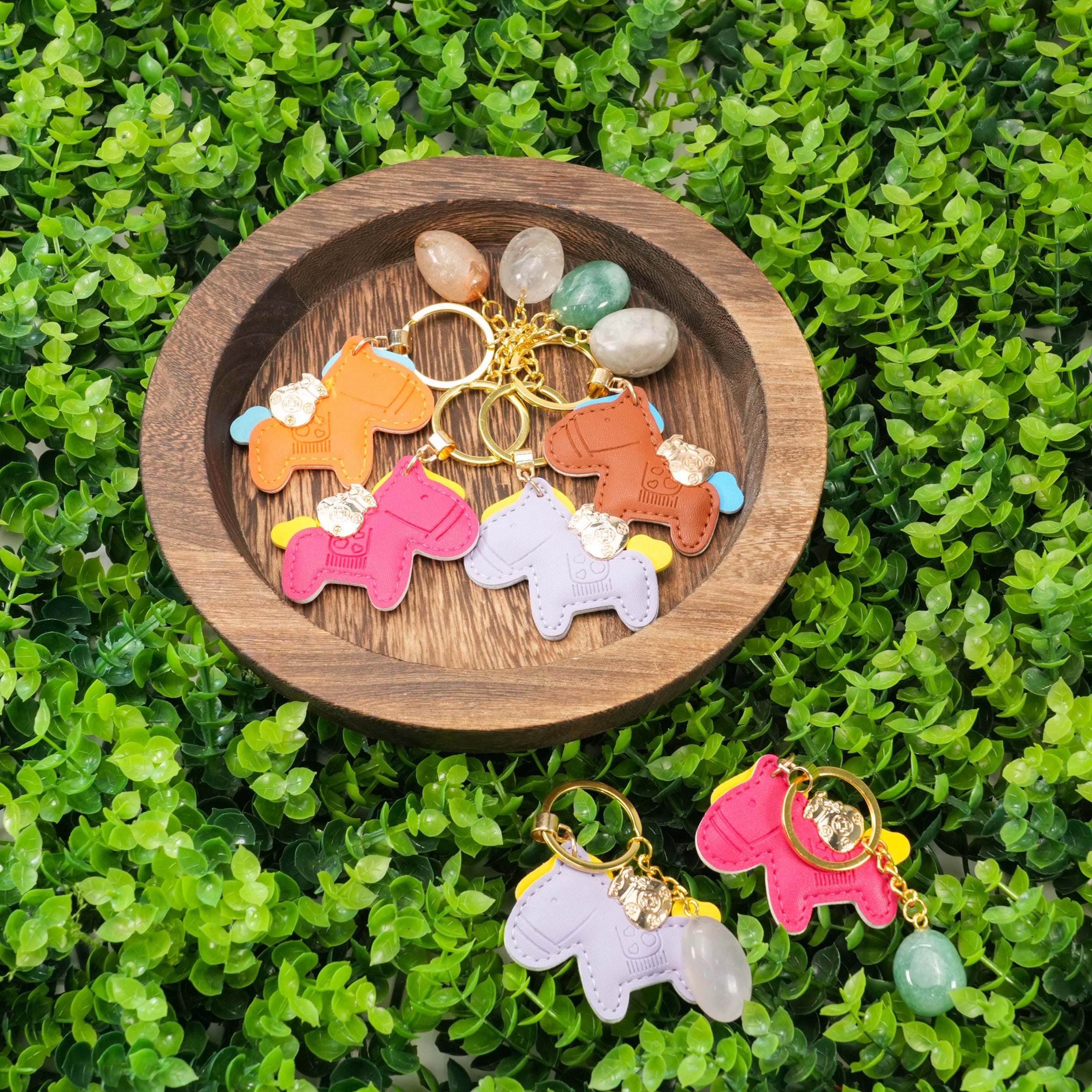 Natural Crystal Pony Keychain - Hand-Carved Gemstone Horse Bag Charm, Spiritual Animal Healing Stone Key Ring, Lucky Charm Gift for Women & Girls