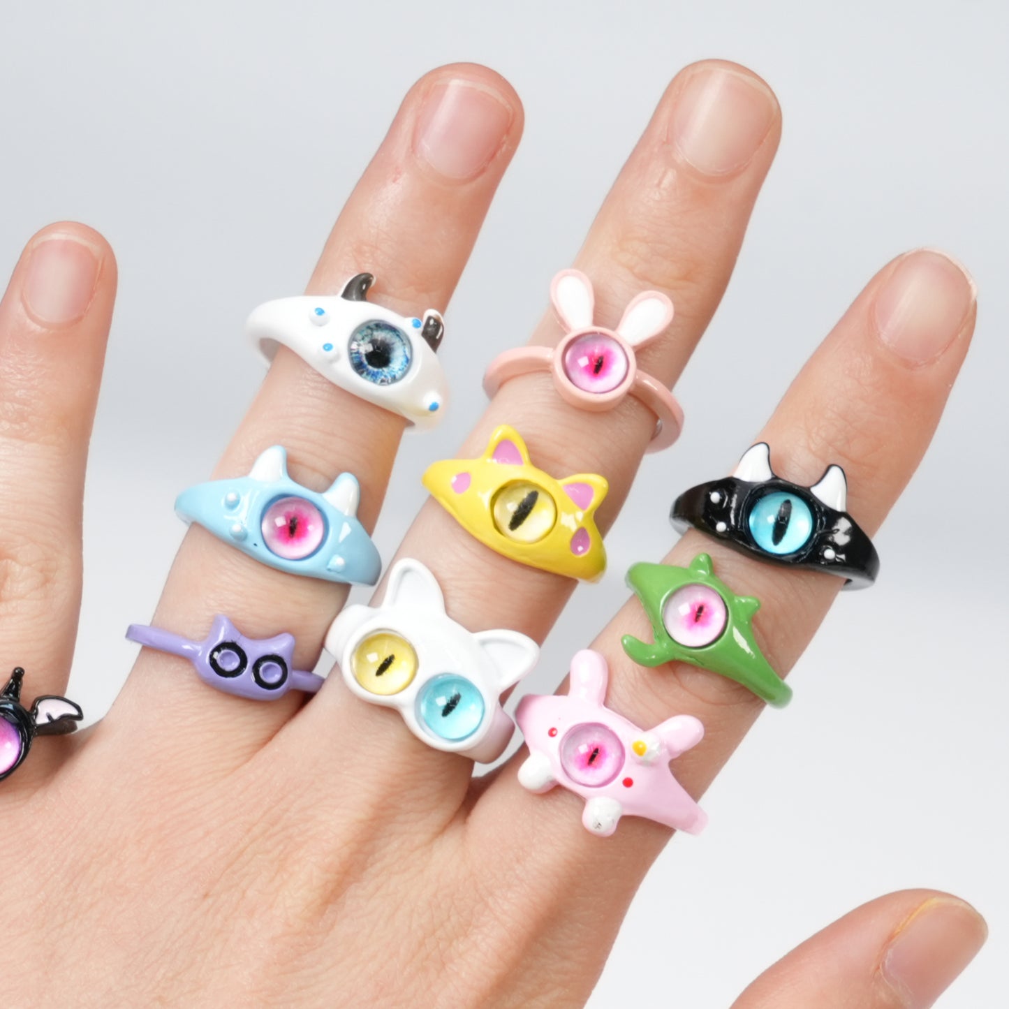 5-Piece Y2K Monster Eye Ring Set - Quirky Kawaii Chunky Jewelry for Women & Teens