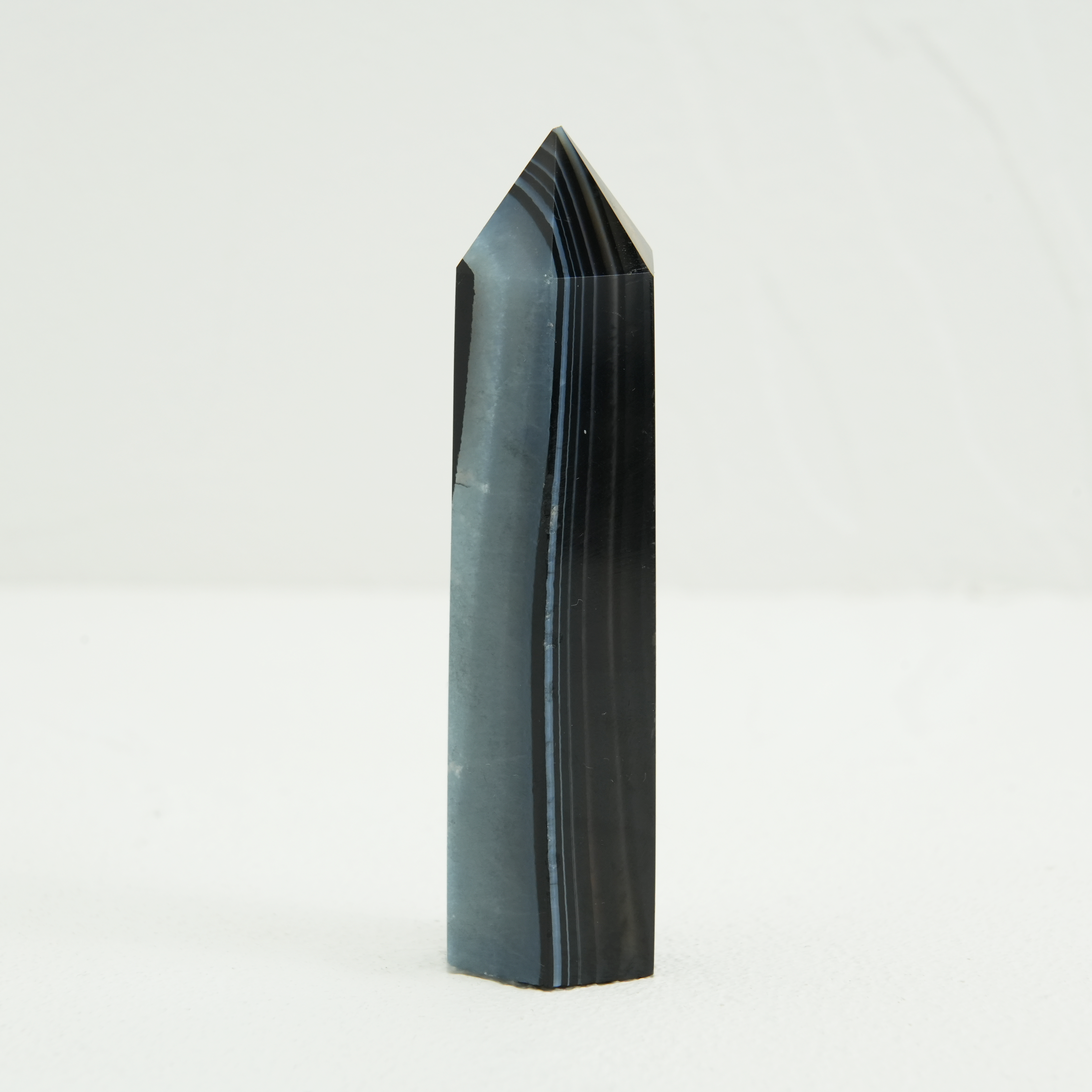 Unique Black Sardonyx Point for meditation