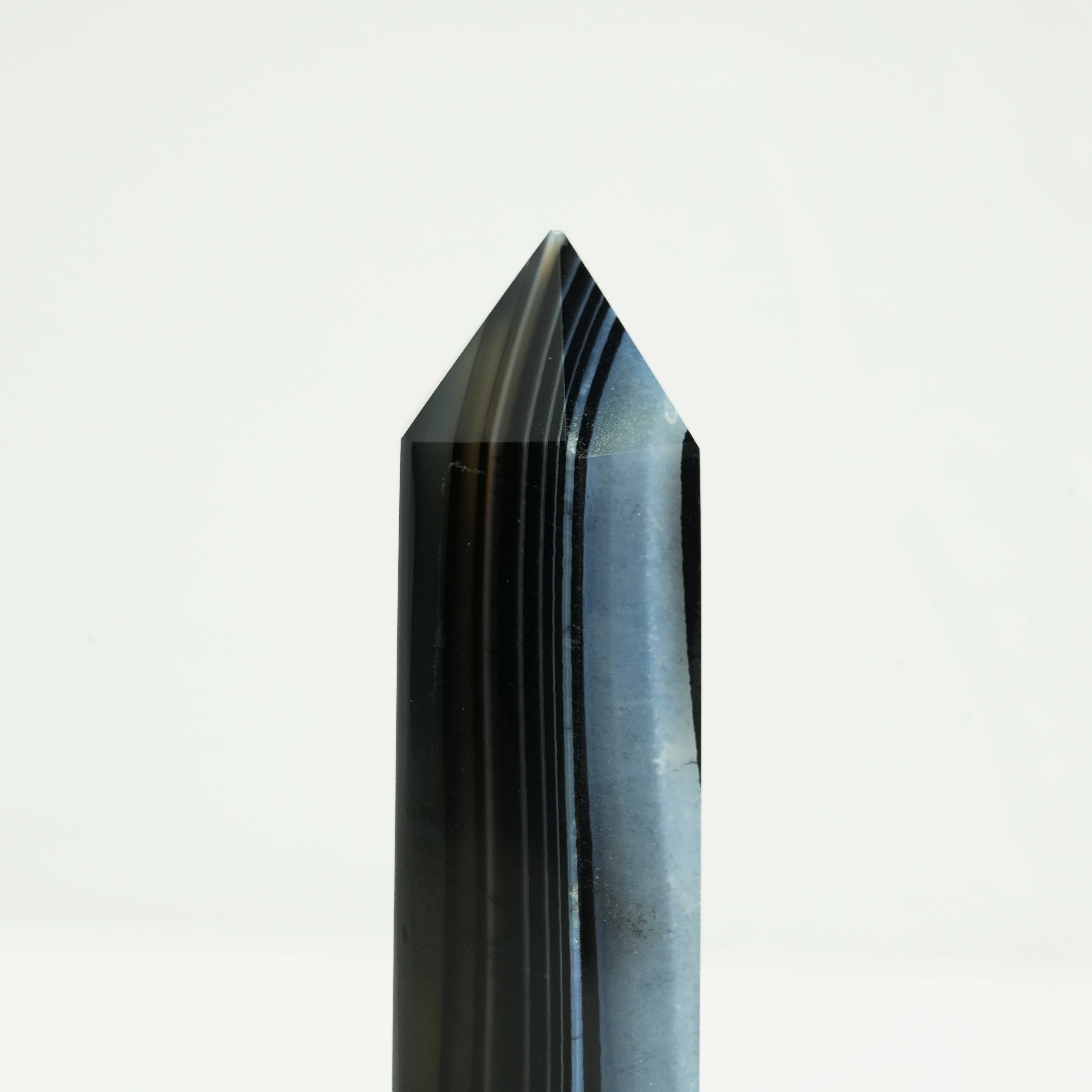 Hand-polished high-quality Black Sardonyx Point