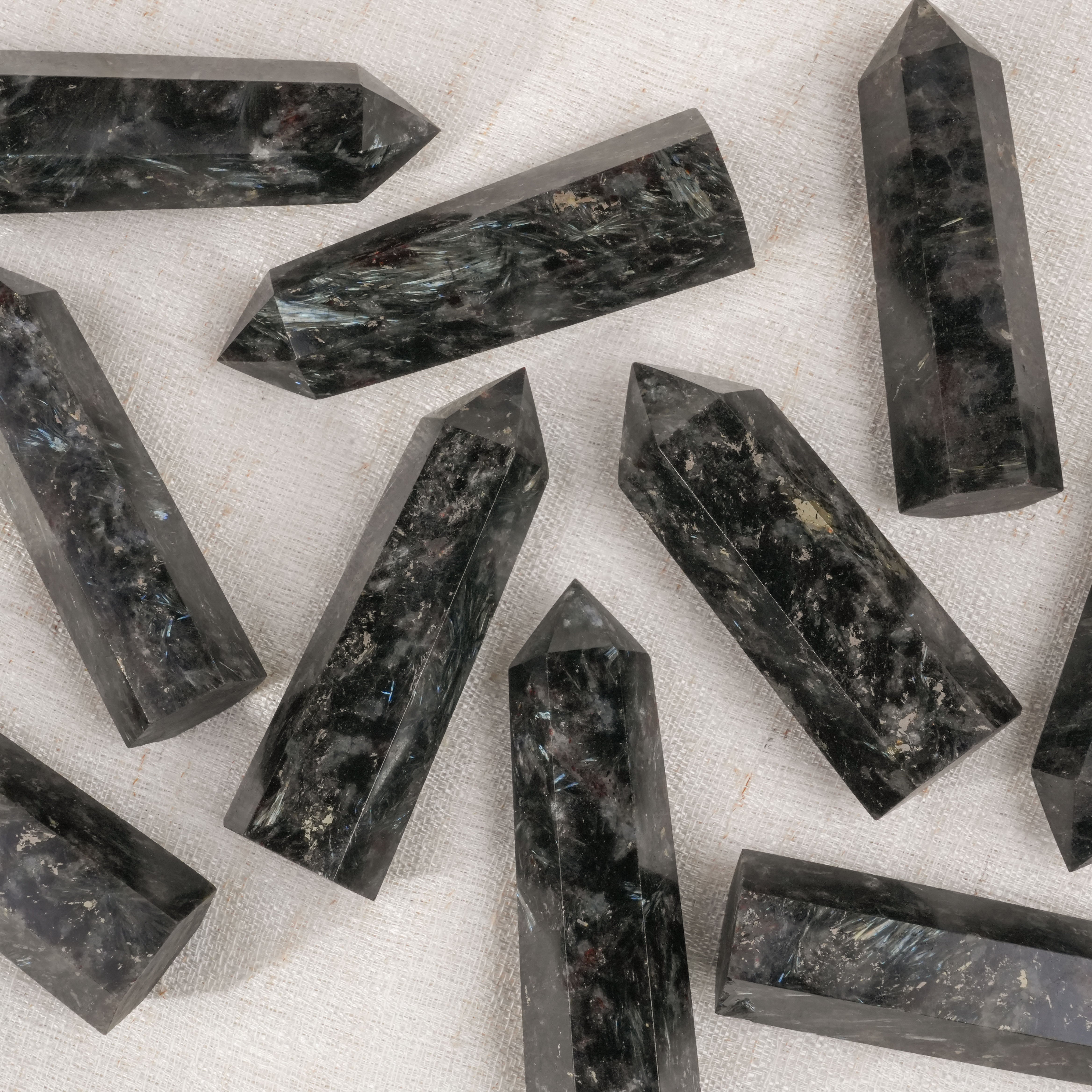 Astrophyllite Point