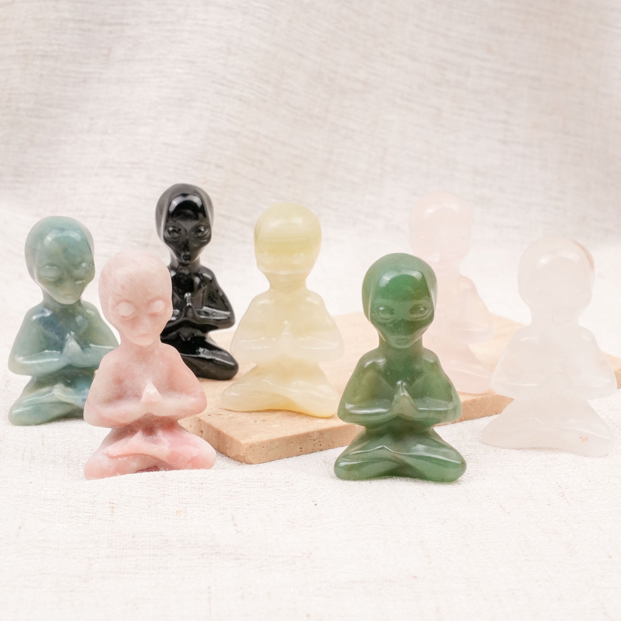 Multi-Material Crystal Alien Carving