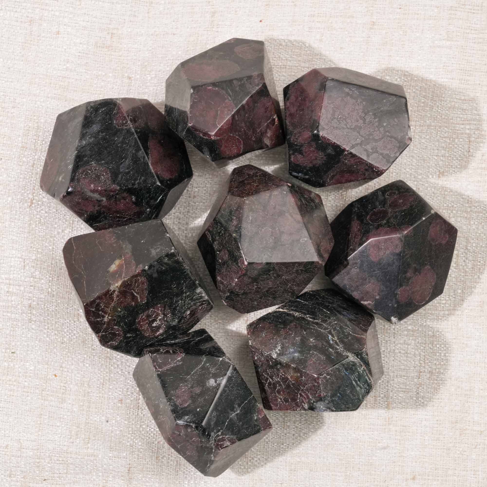 Garnet Freeform