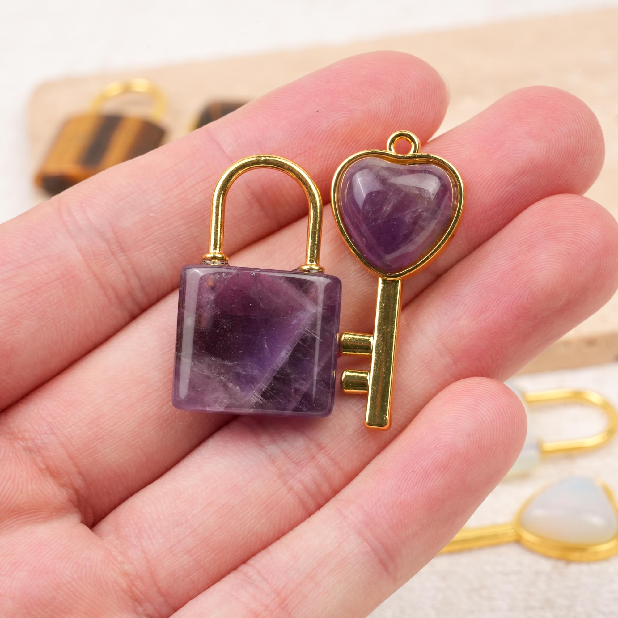 Multi-Material Crystal Heart Key Lock Pendant Set