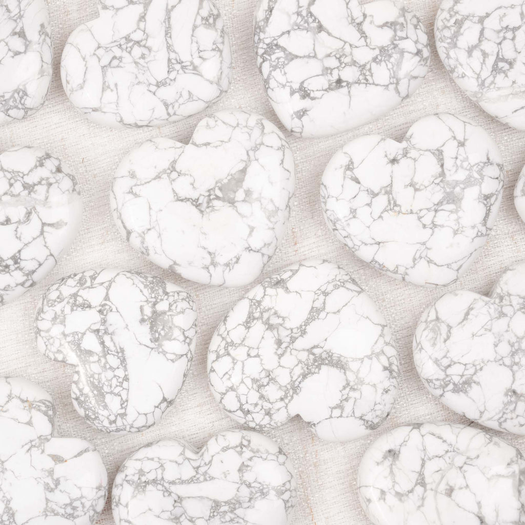 Howlite Heart Palm Stone
