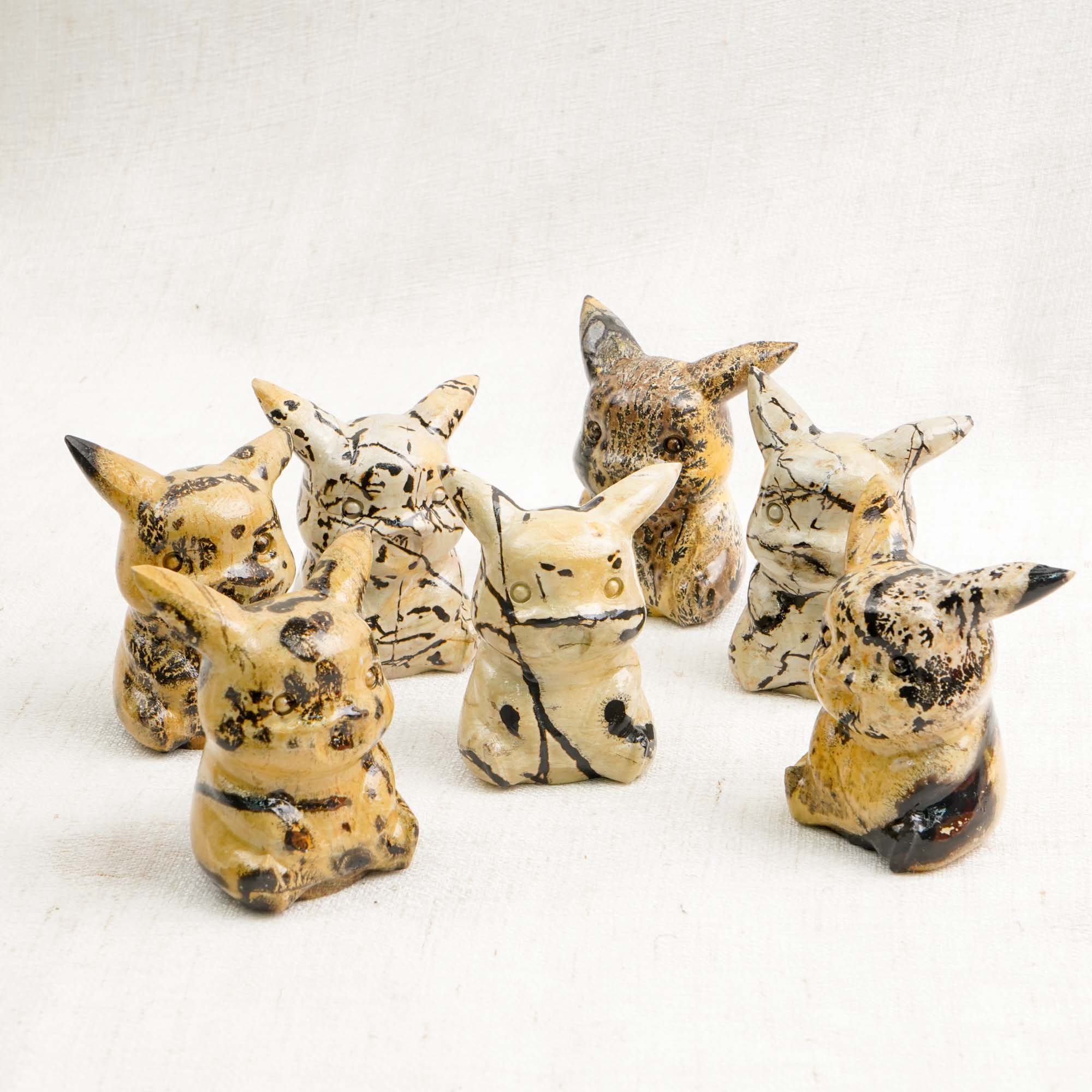 Picture Jasper Pikachu Carving