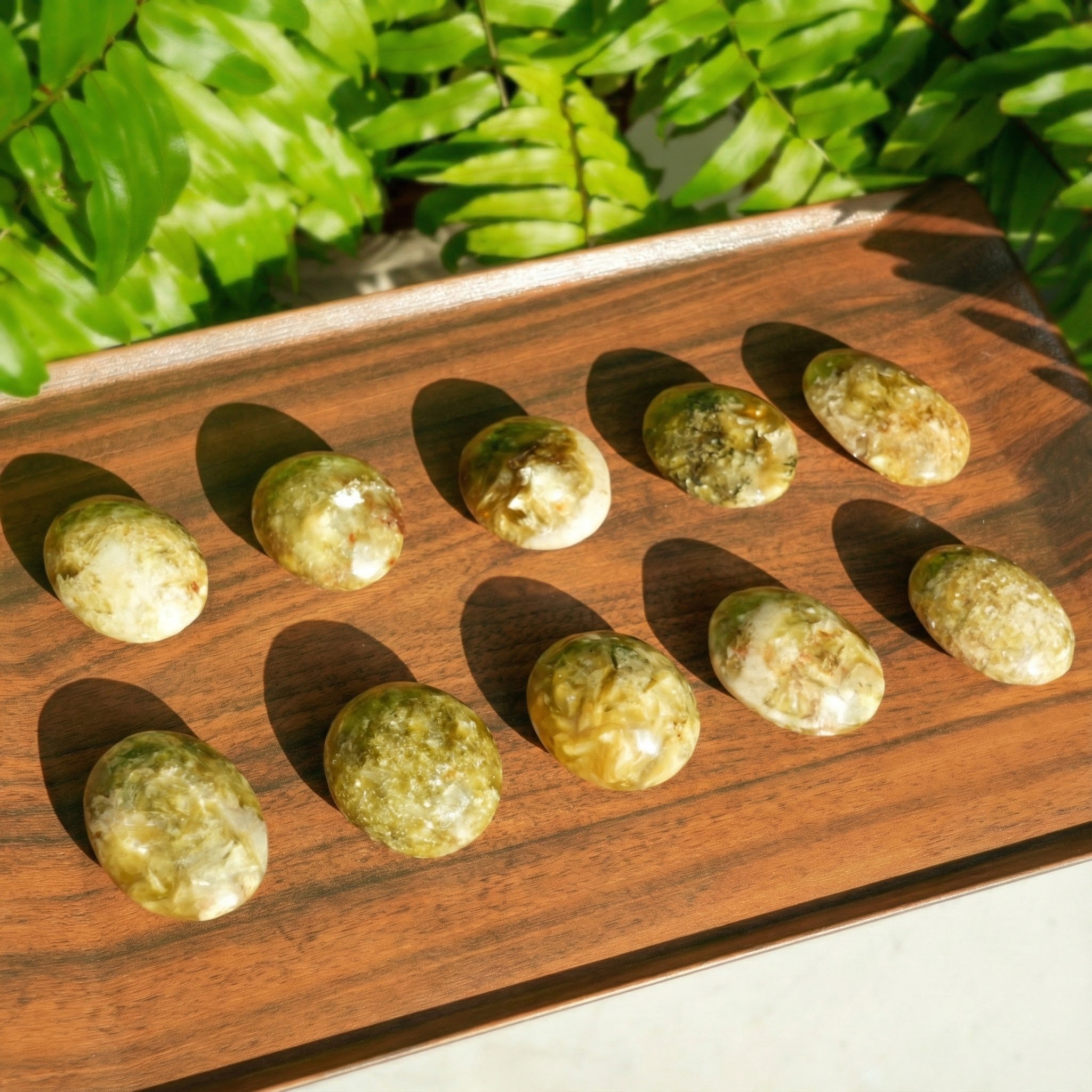 Golden Mica Palmstone