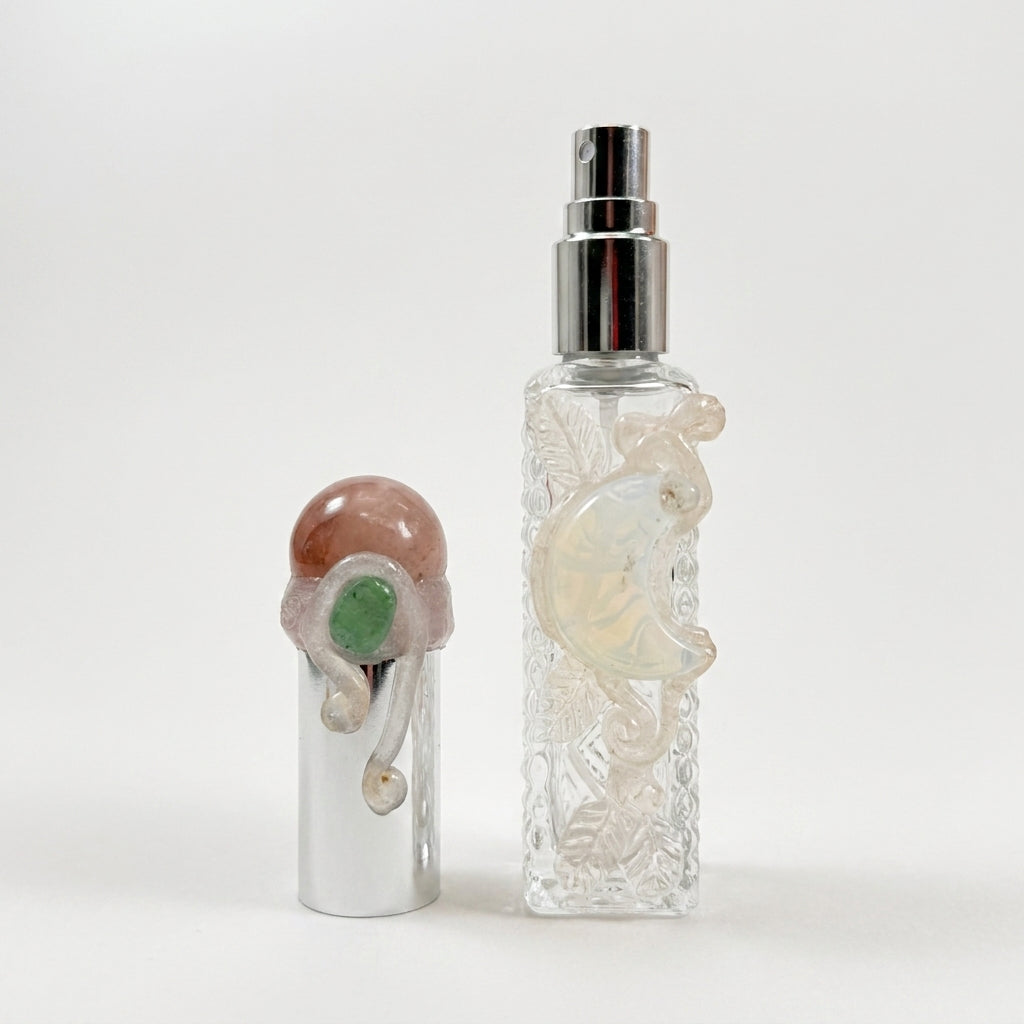 Hand‑Carved Crystal Glass Perfume Bottle Gift Set, Empty Mini Refillable Perfume Vial for Essential Oil, Decor Gift Box