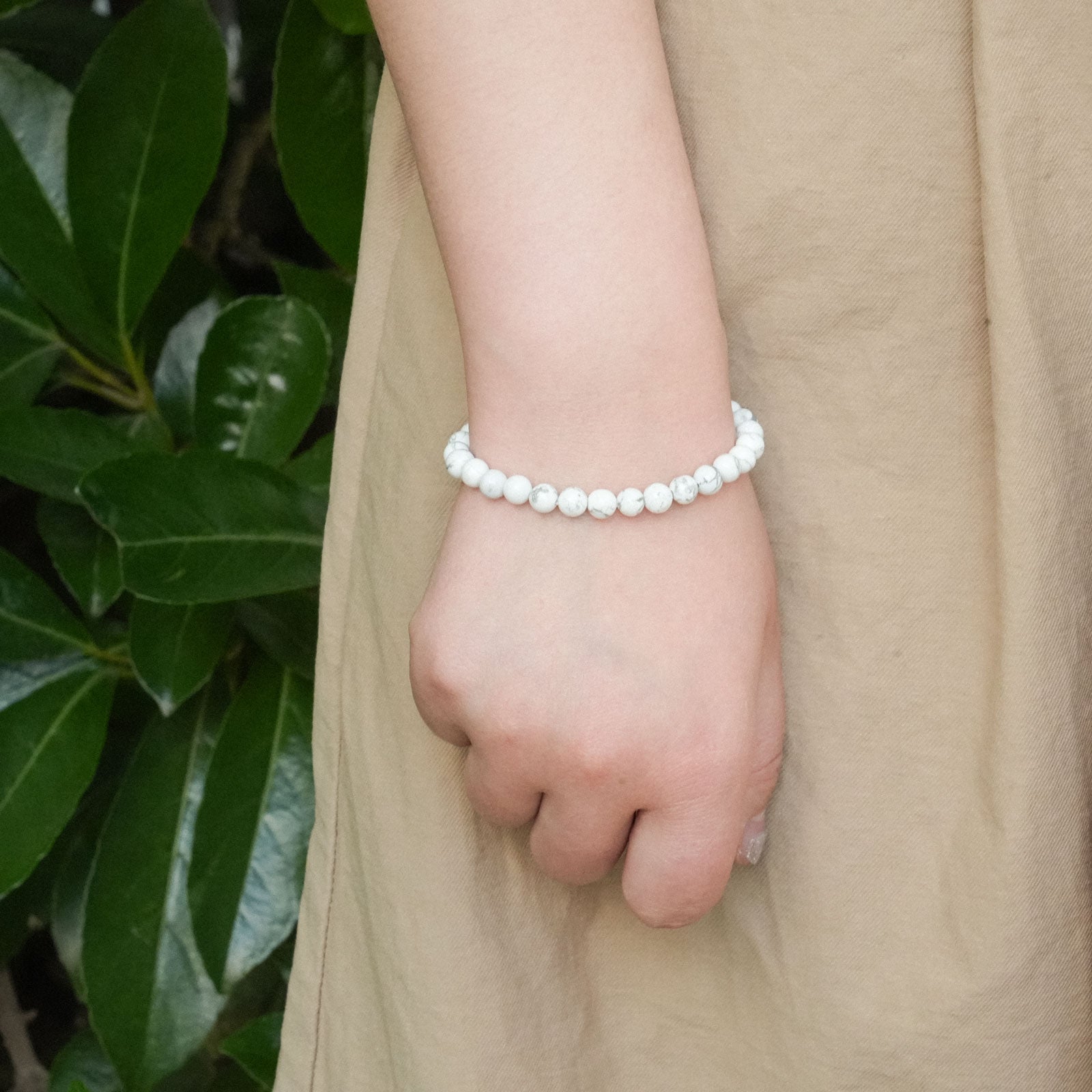 Energy Howlite bracelet made from natural stone, boosts energy