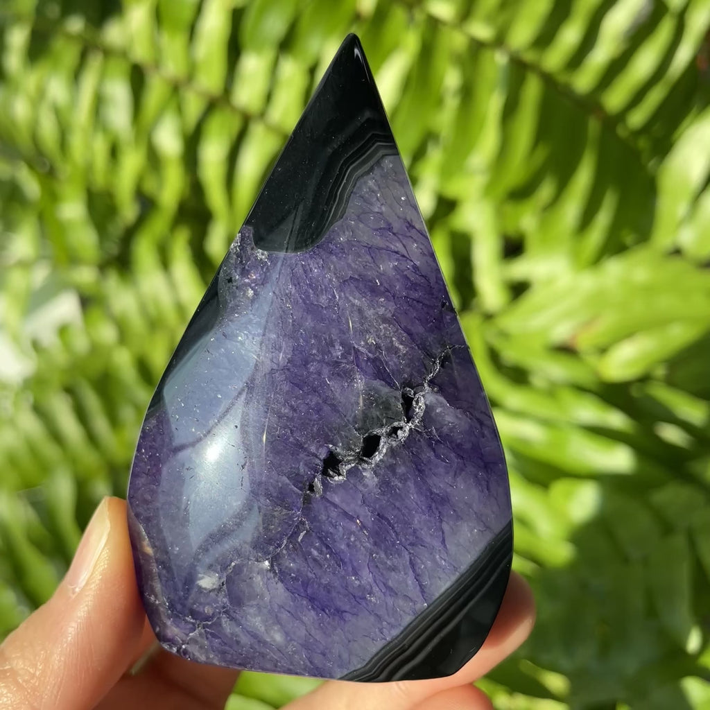Black and Purple Sardonyx Ornament