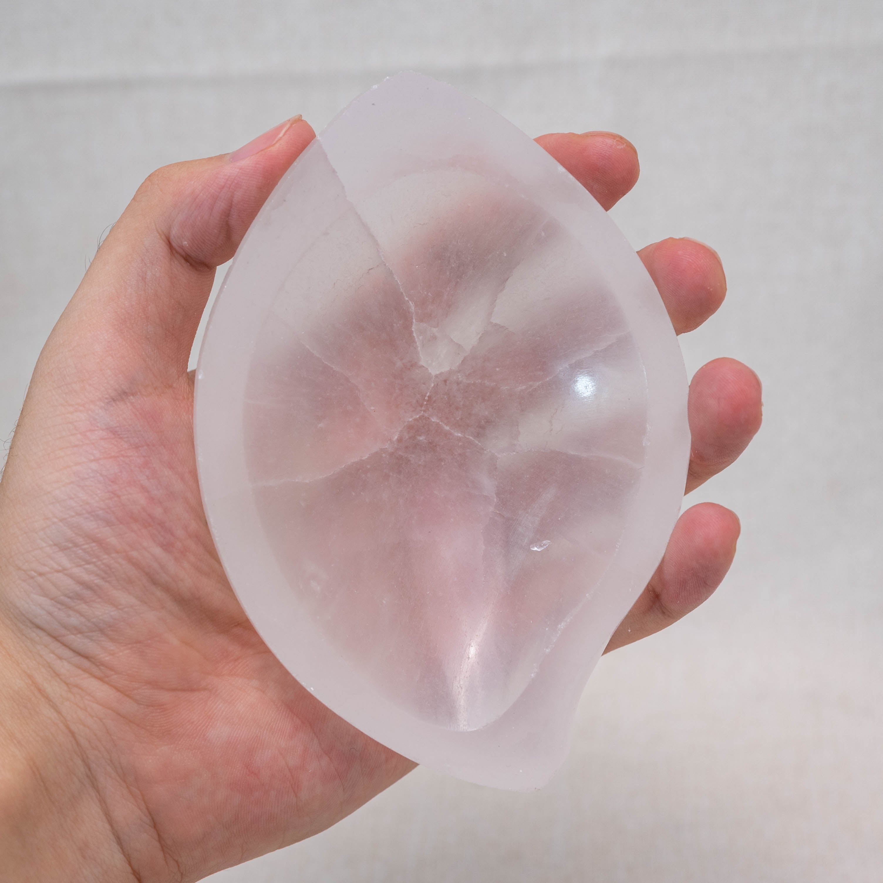 Energy-cleansing Selenite Bowl